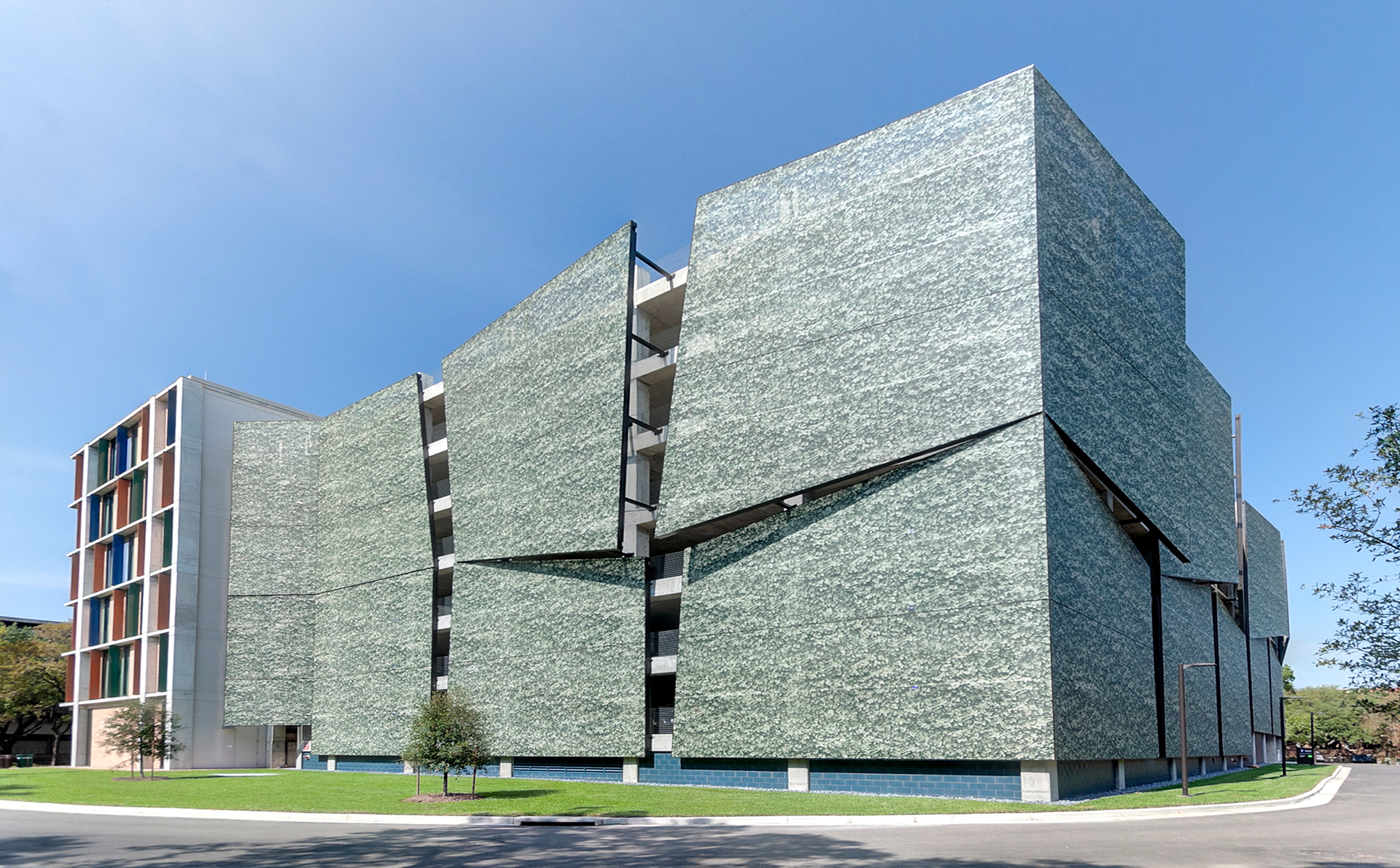Rice University AllenCenter Garage, north east