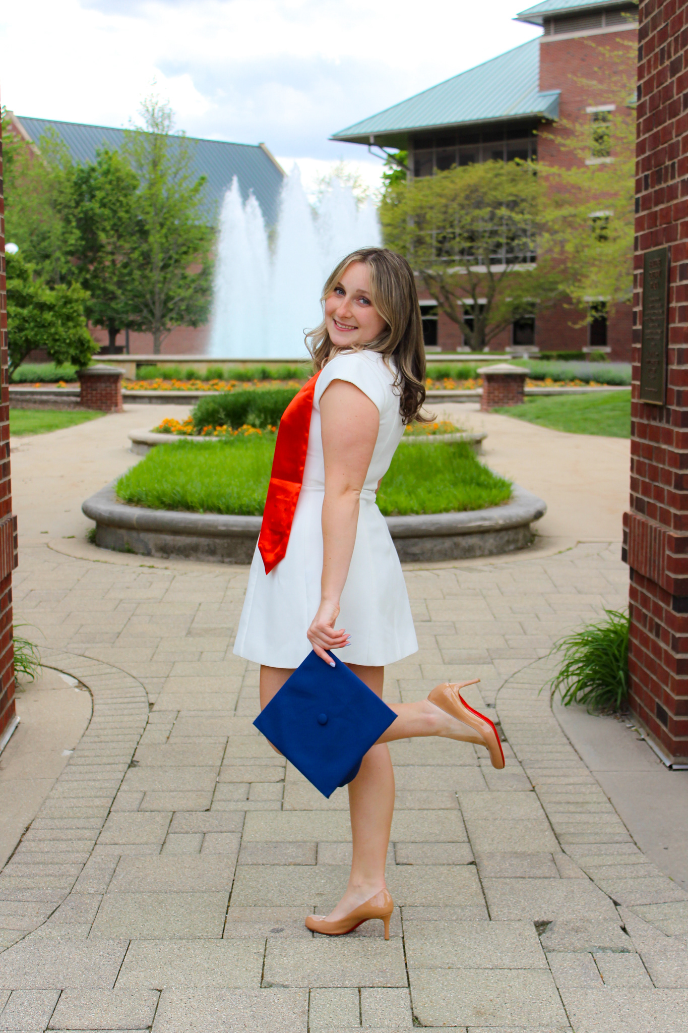 Maddie Elliot - Graduation Session