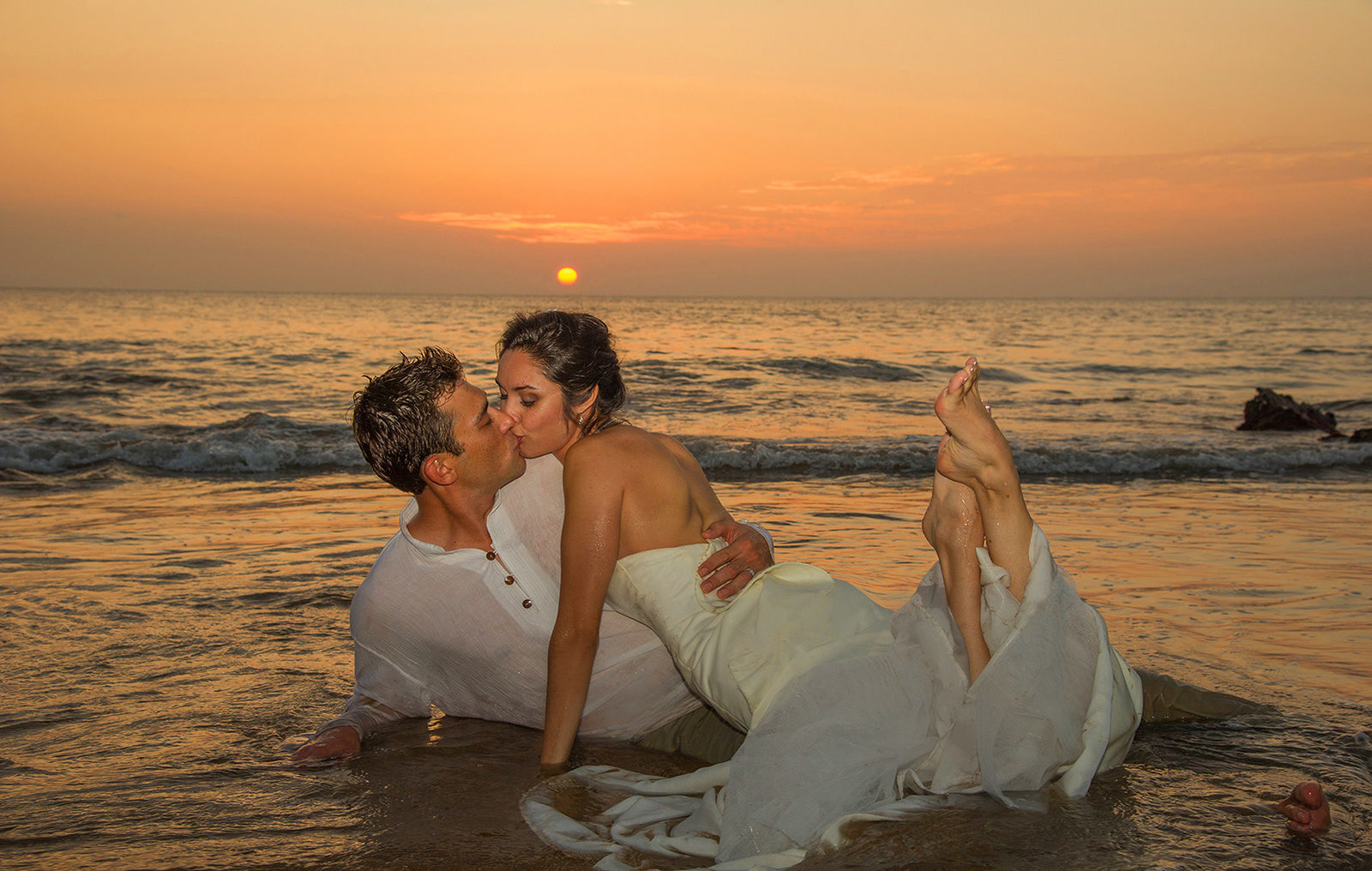 	INTIMATE ISLAND WEDDINGS IN MAUI