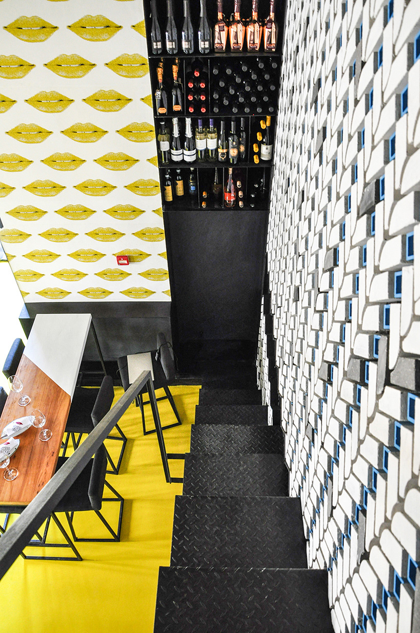 ramoprimo, overview, second floor, italian wine bar, hutong, bricks, walls, decoration,