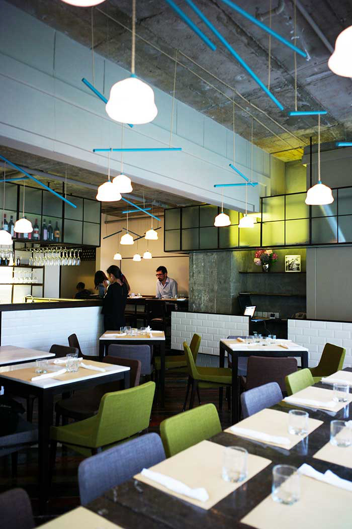 recessed lamps, vintage atmosphere, interior design, restaurant, ramoprimo,