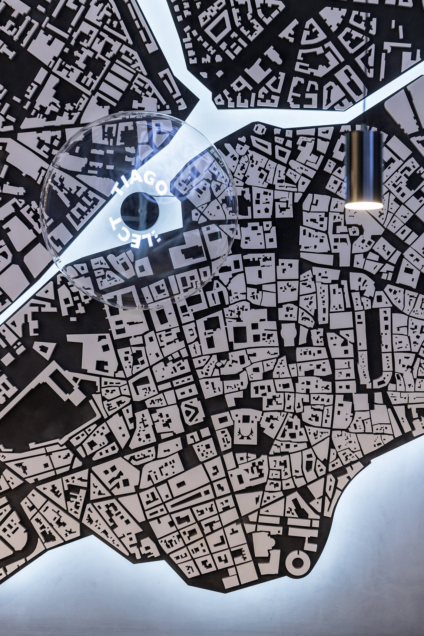 tiago select, ramoprimo, restaurant, sculptural maps, details,