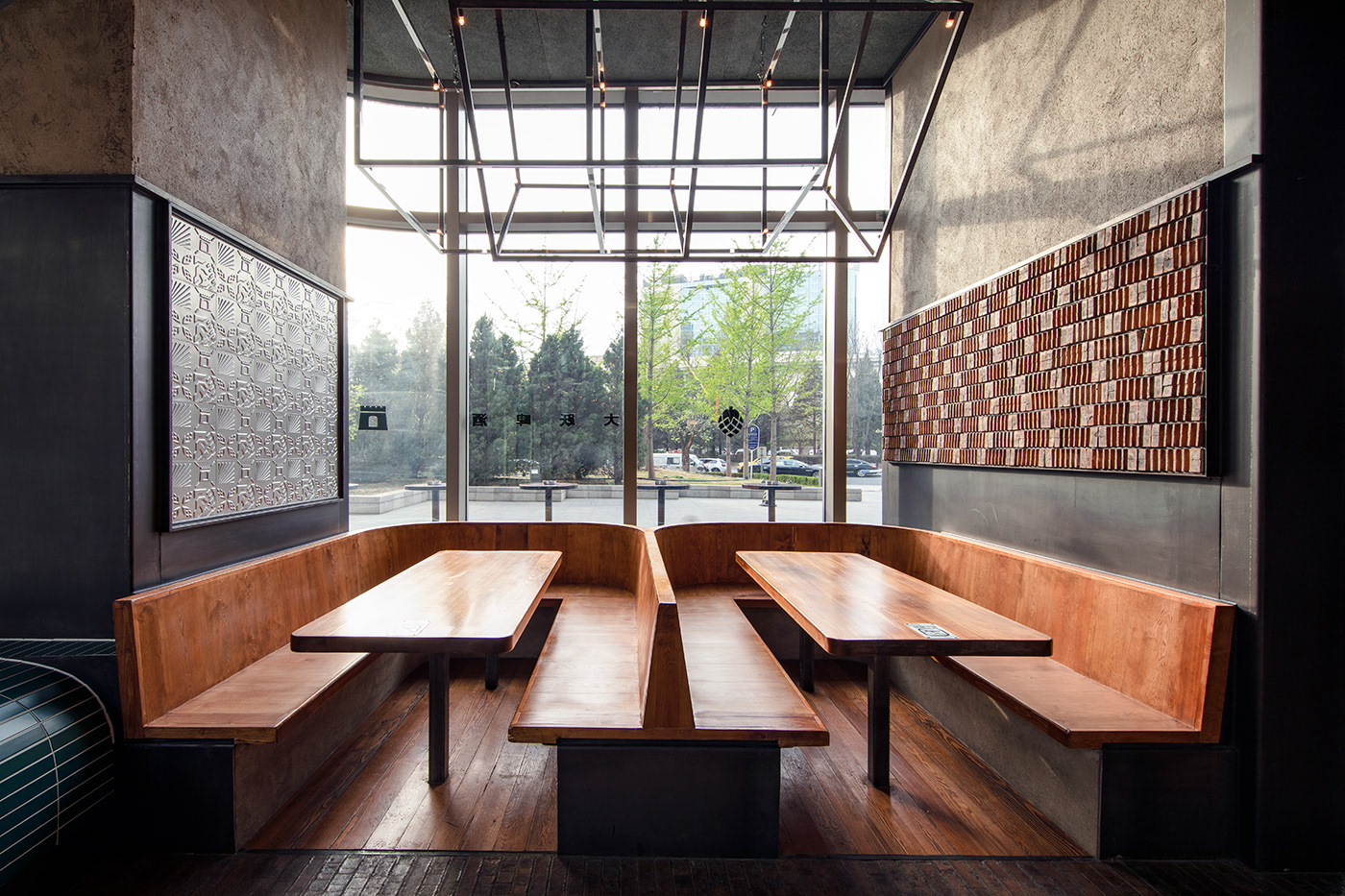 reat leap, ramoprimo, interior design, tap room, brewing, GLB, counter bar, grat leap brewery, counter bar, wood,