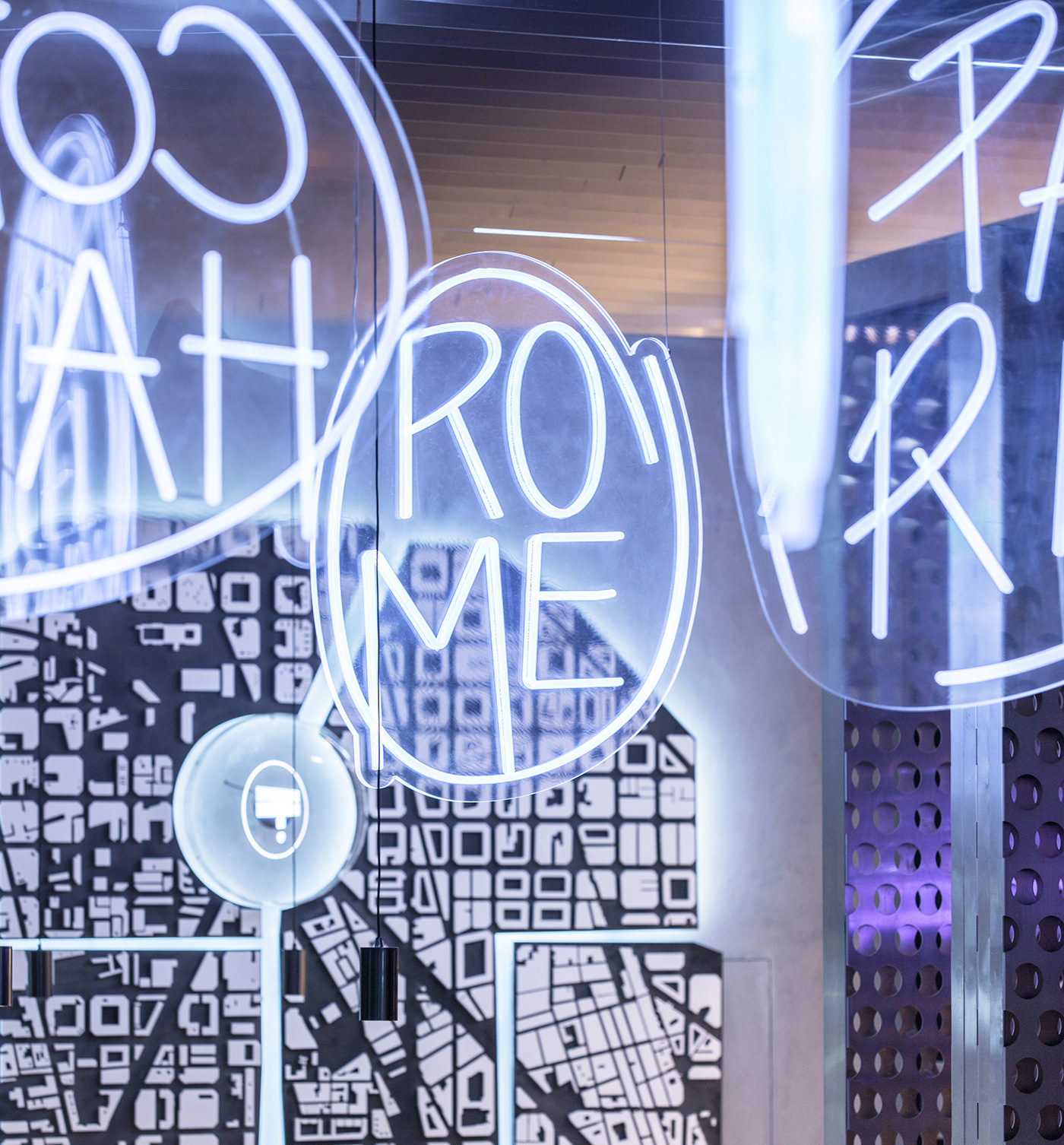 tiago select, ramoprimo, neon, signs, european, cities,