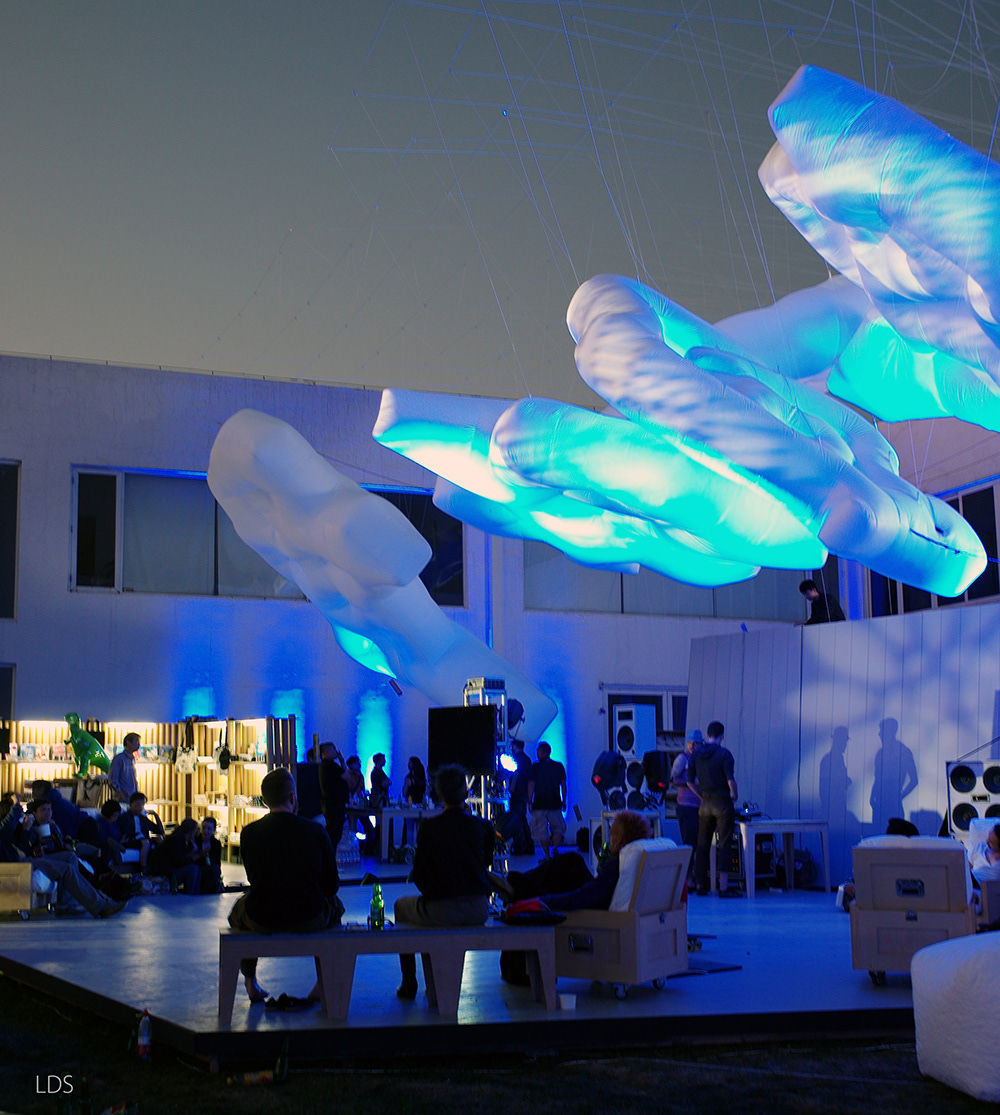 night events, beijing, design week, ramoprimo, design, floating, balloons,
