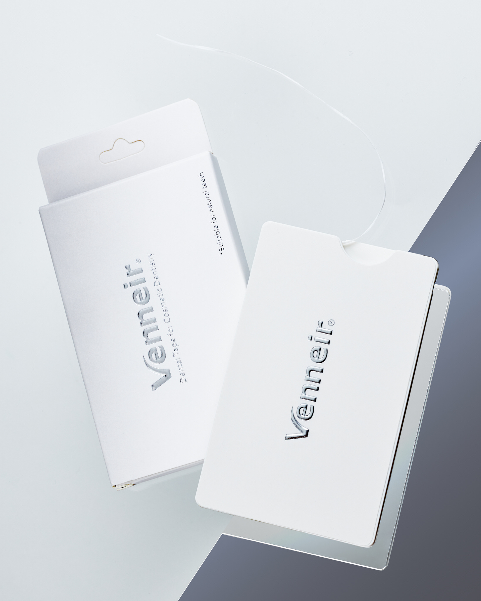 Product photography of innovative 2 in 1 dental tape and mirror by Venneir