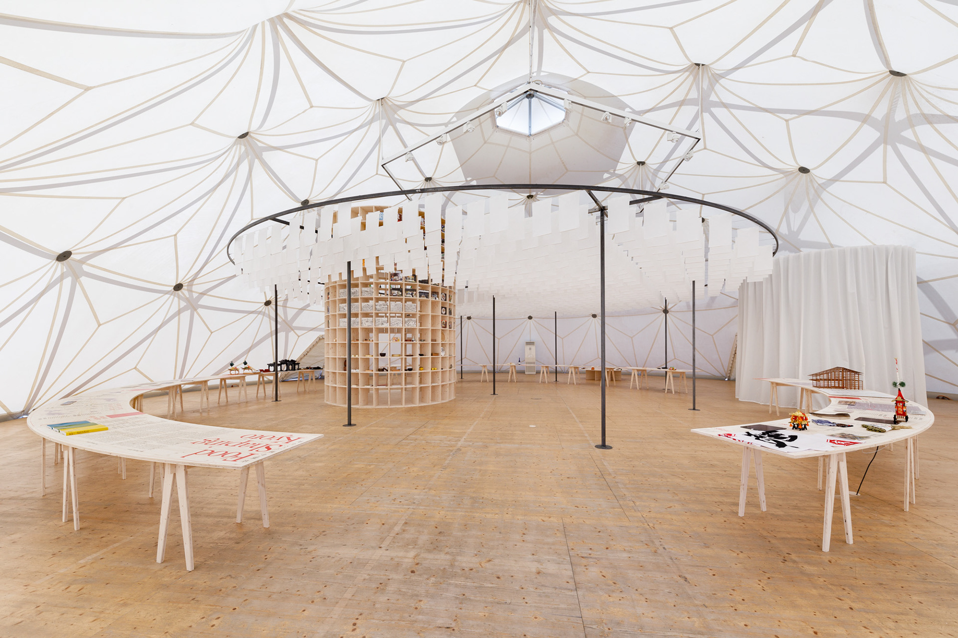 (c) 京都工芸繊維大学KYOTO Design Lab, Photo by Tomomi Takano
