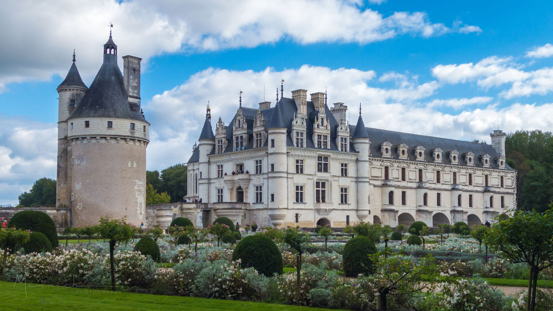 De chateau. Замки Луары Долина Луары. Замок Шато де Шенонсо. Замки Луары Шамбор. Замок Шенонсо в долине Луары.