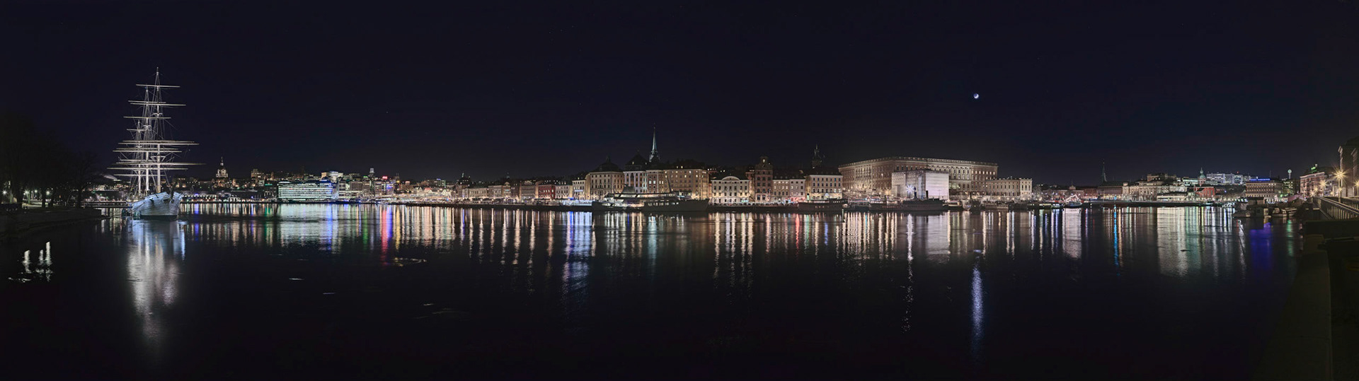 Stockholm Old Town Nightscape 388 x 109 cm