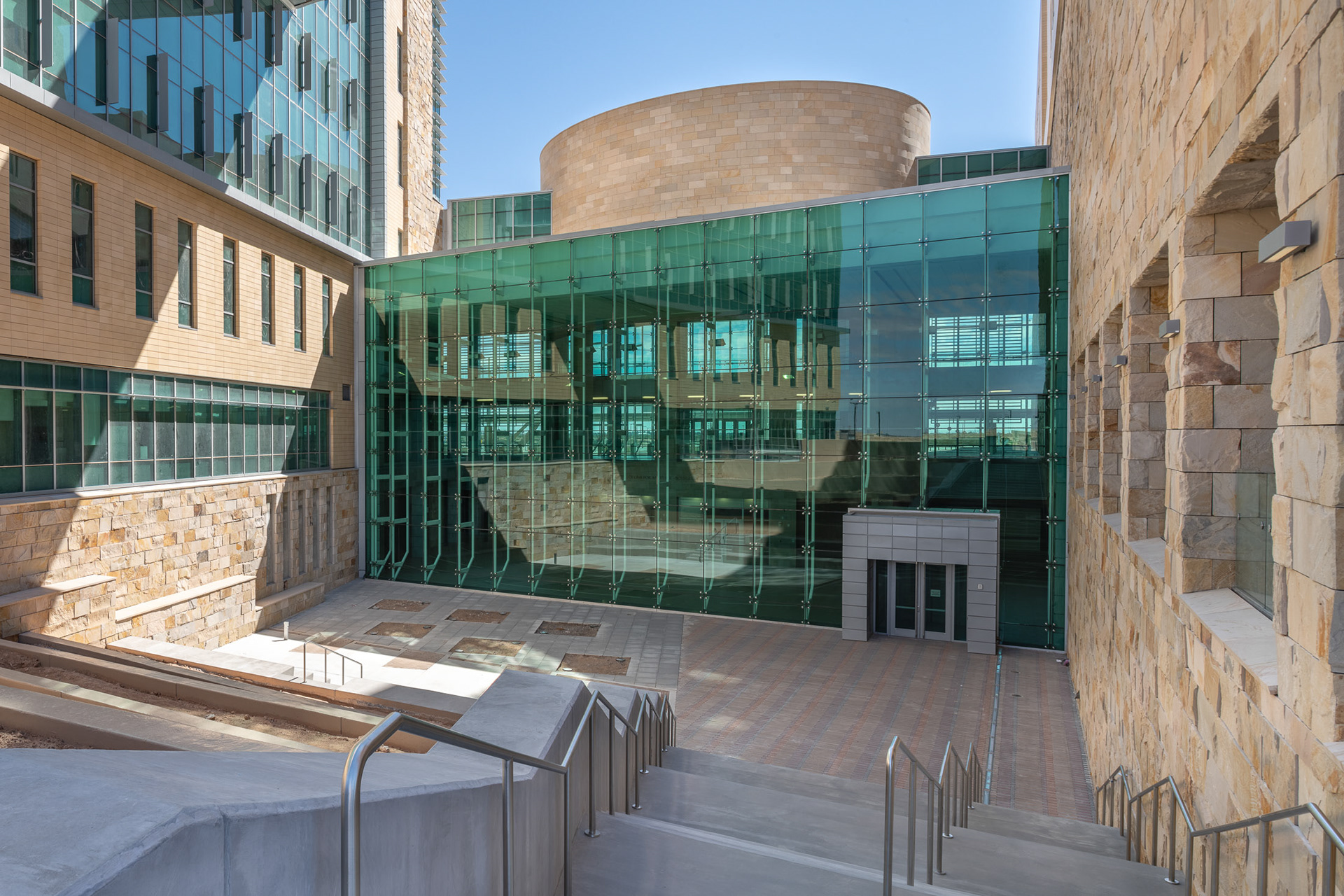 Ft Bliss William Beaumont Army Medical Center. Photo © Scott Weaver