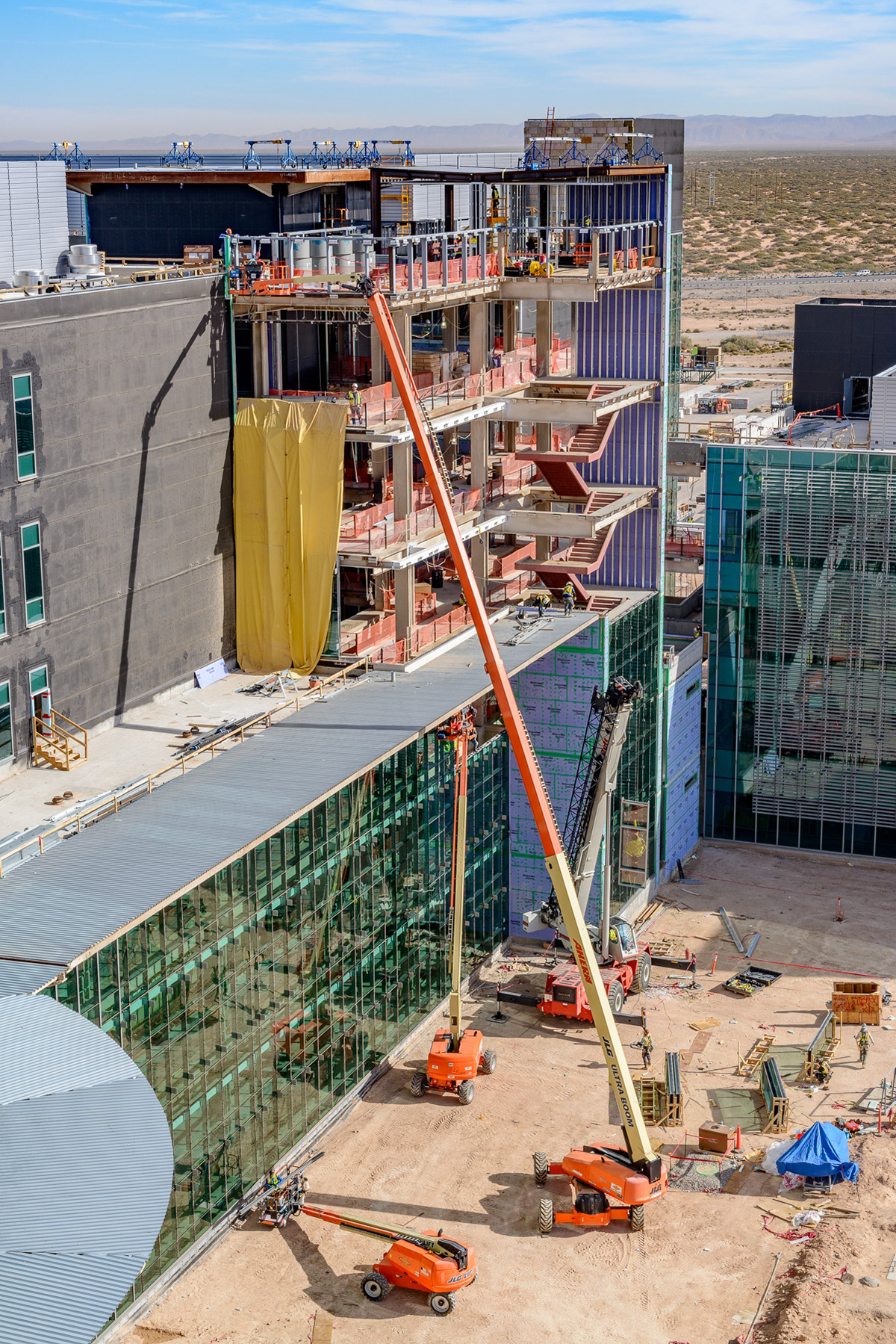 Ft Bliss WBAMC under construction 2017 | Photo © Scott Weaver