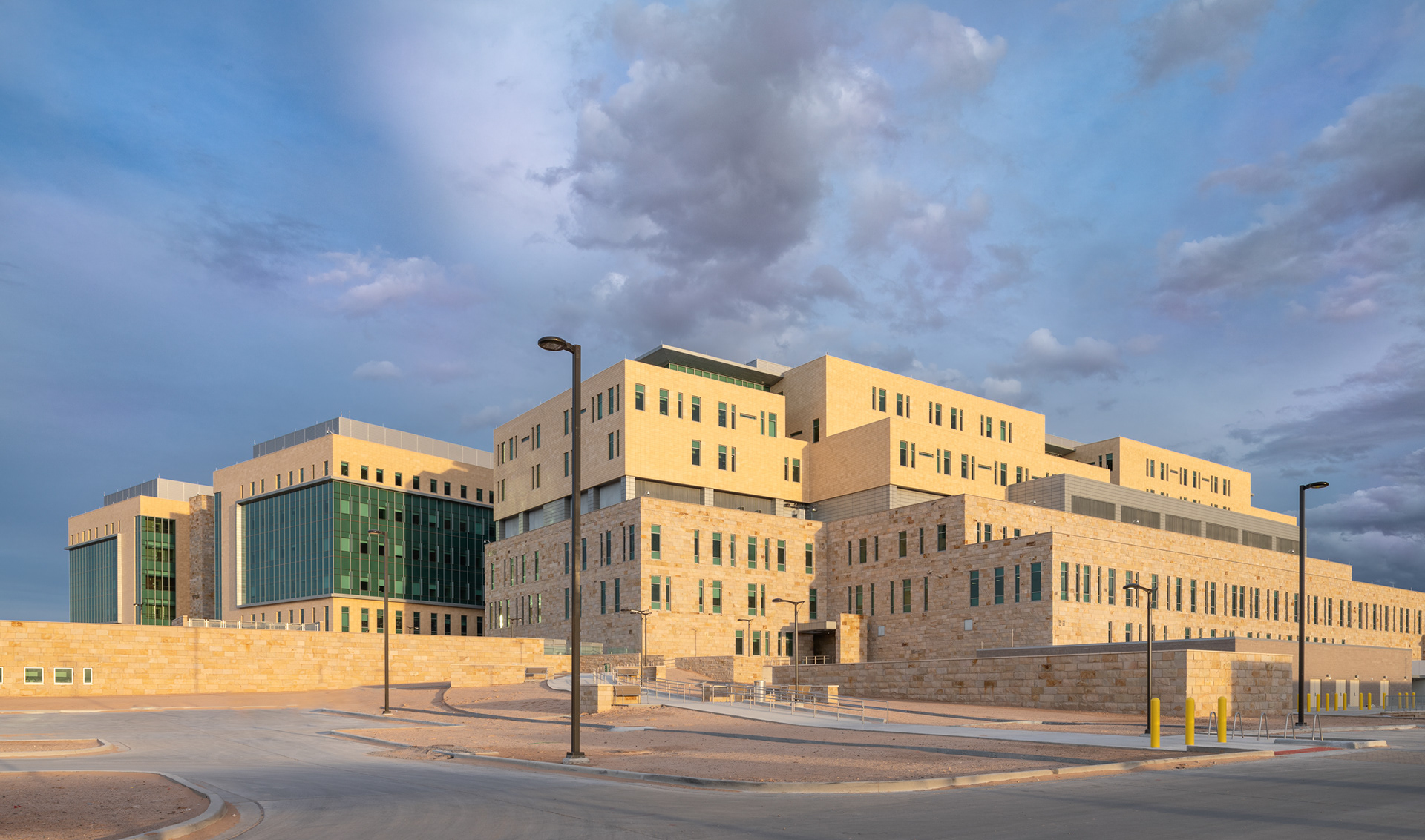 Ft Bliss Replacement Hospital WBAMC. Photo © Scott Weaver