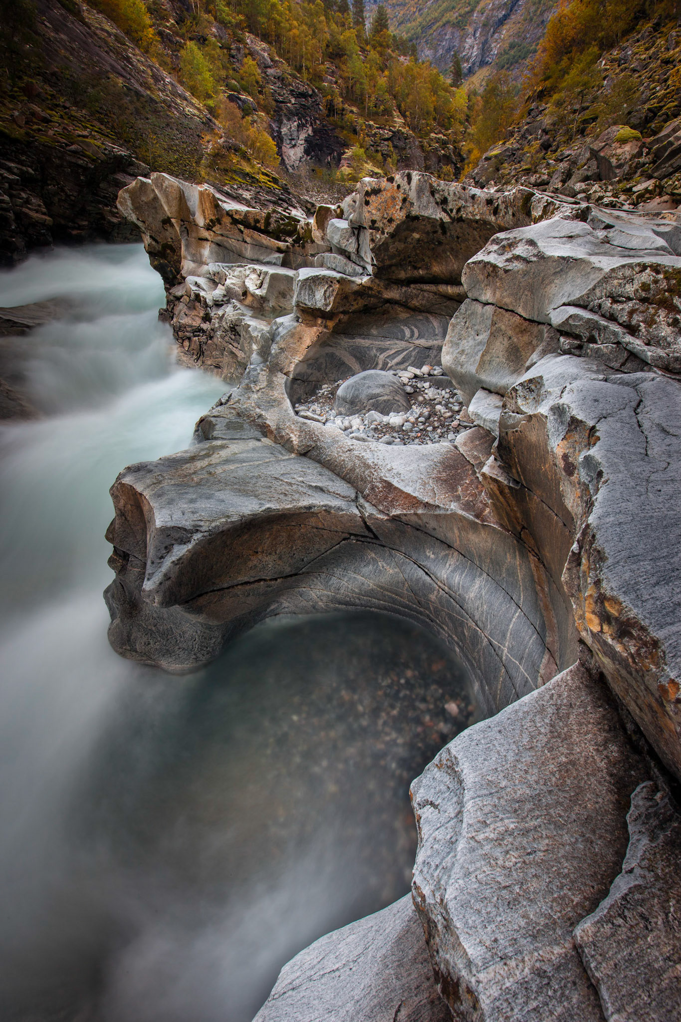 Beautifull Giant Marmites in the Jostedalen on the way to Nigardsbreen