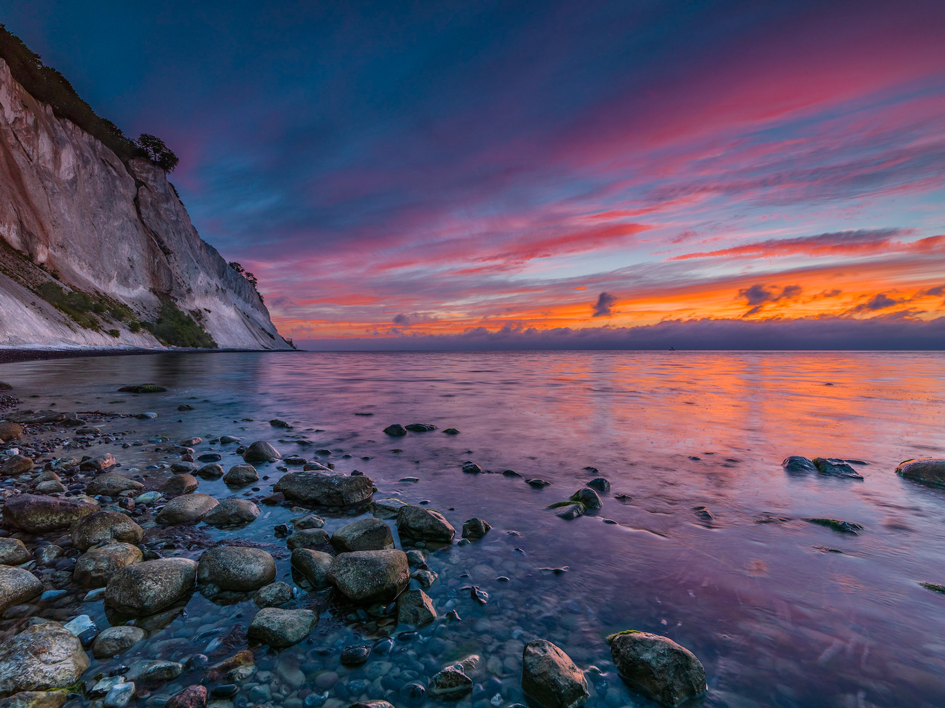 Early morning sunrize at Møns Klint, Denmark