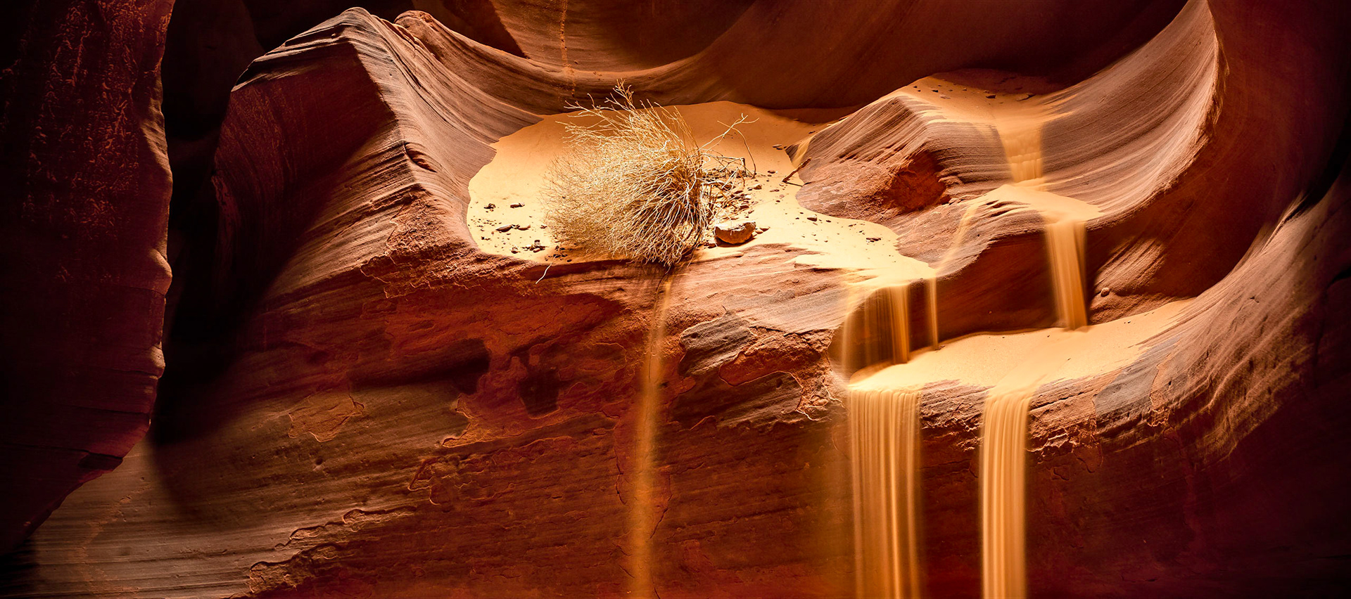 Upper Antelope Canyon carved by water, time and sand like a timeglas.