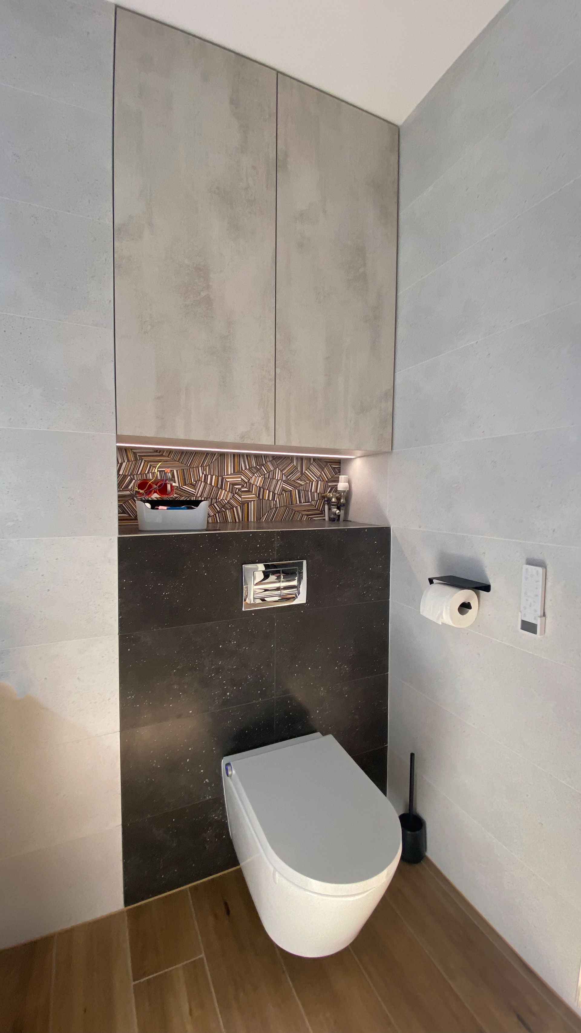 Toilet with smart bidet