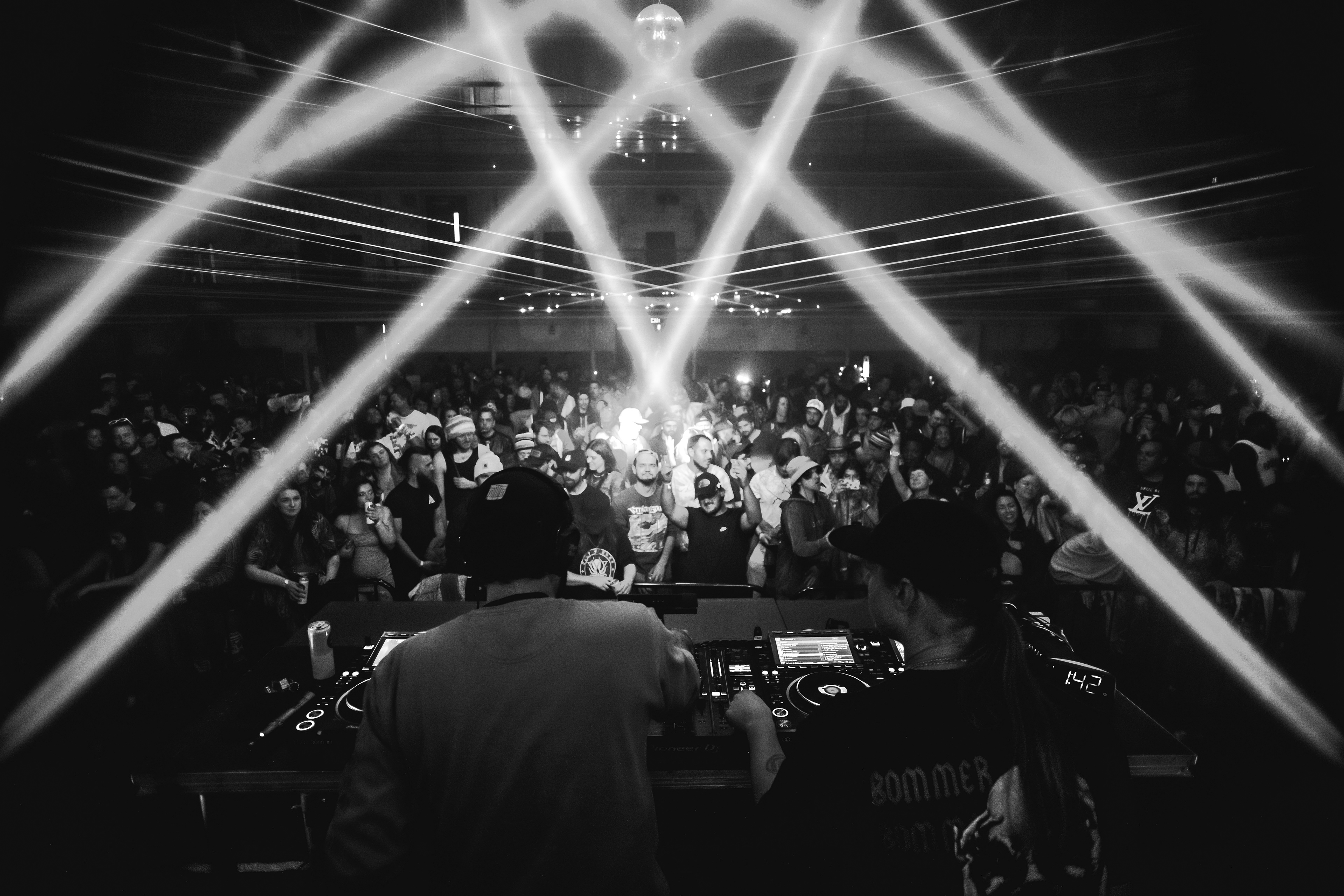 Ternion Sound