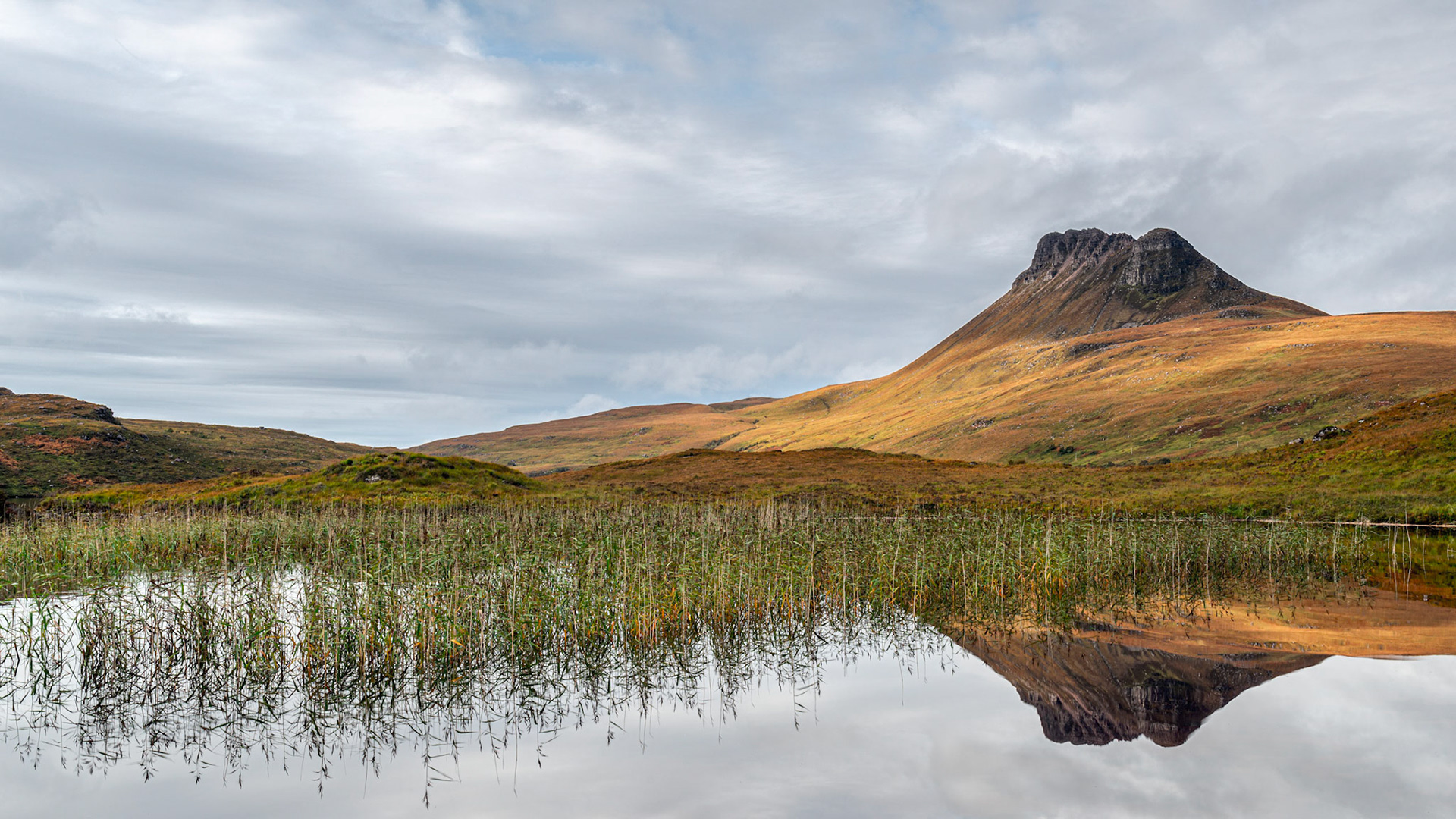 Reflections of Stac Pollaidh