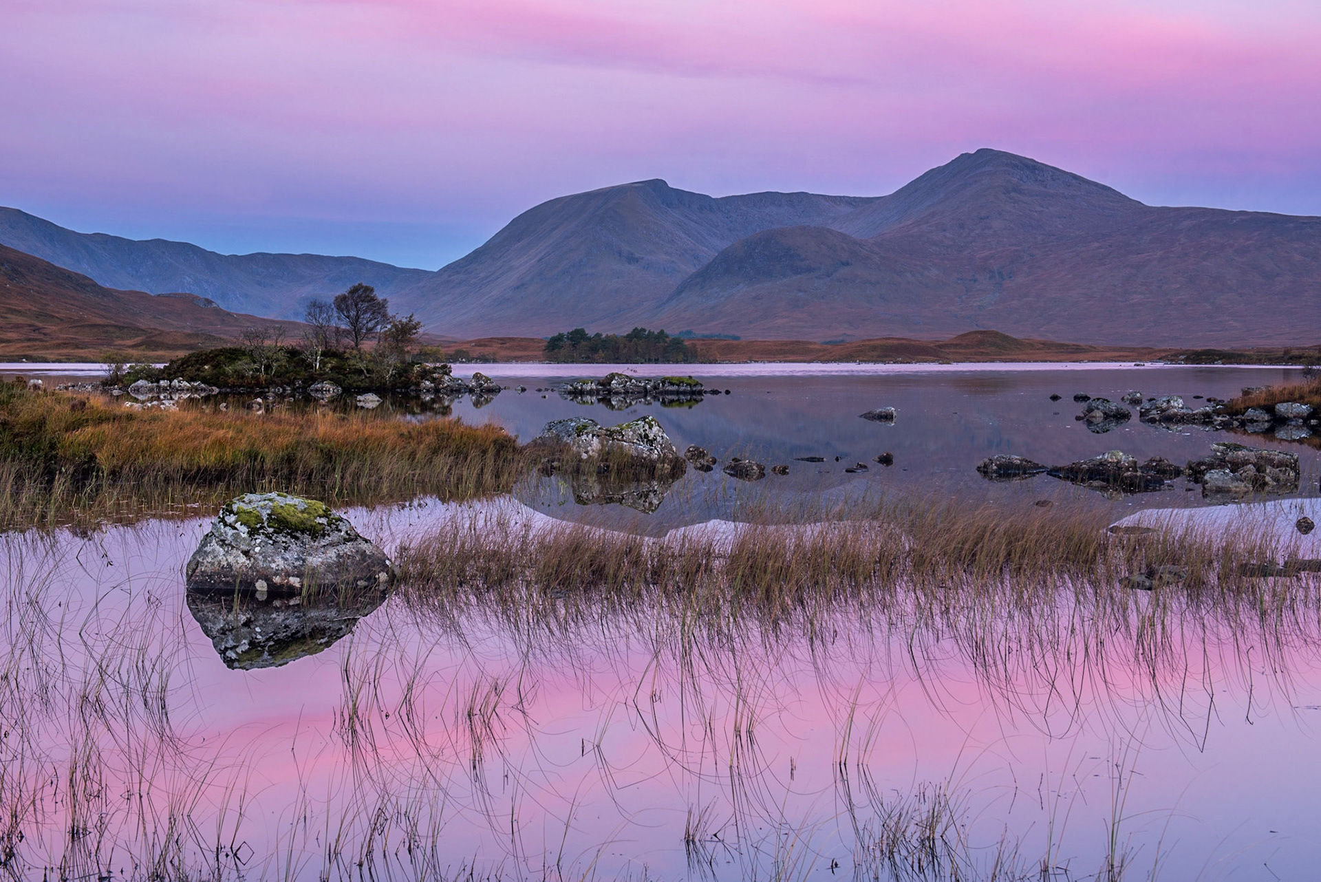 Autumn Sunrise at lochan na h-achlaise on Rannoch Moor