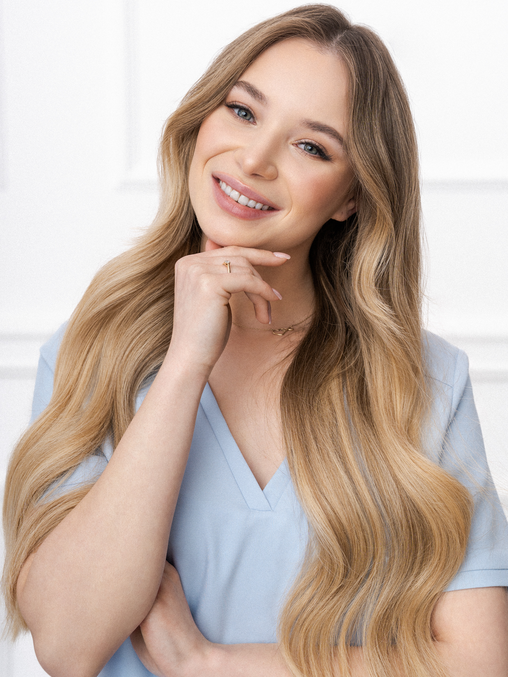 Client: Lavine Clinic Photos: Monika Kamińska Lights: Sergiusz Całka & Tomasz Sarniak Make-up: Gosia Bryla  Hair: Tomek Kopeć  Location: Warsaw