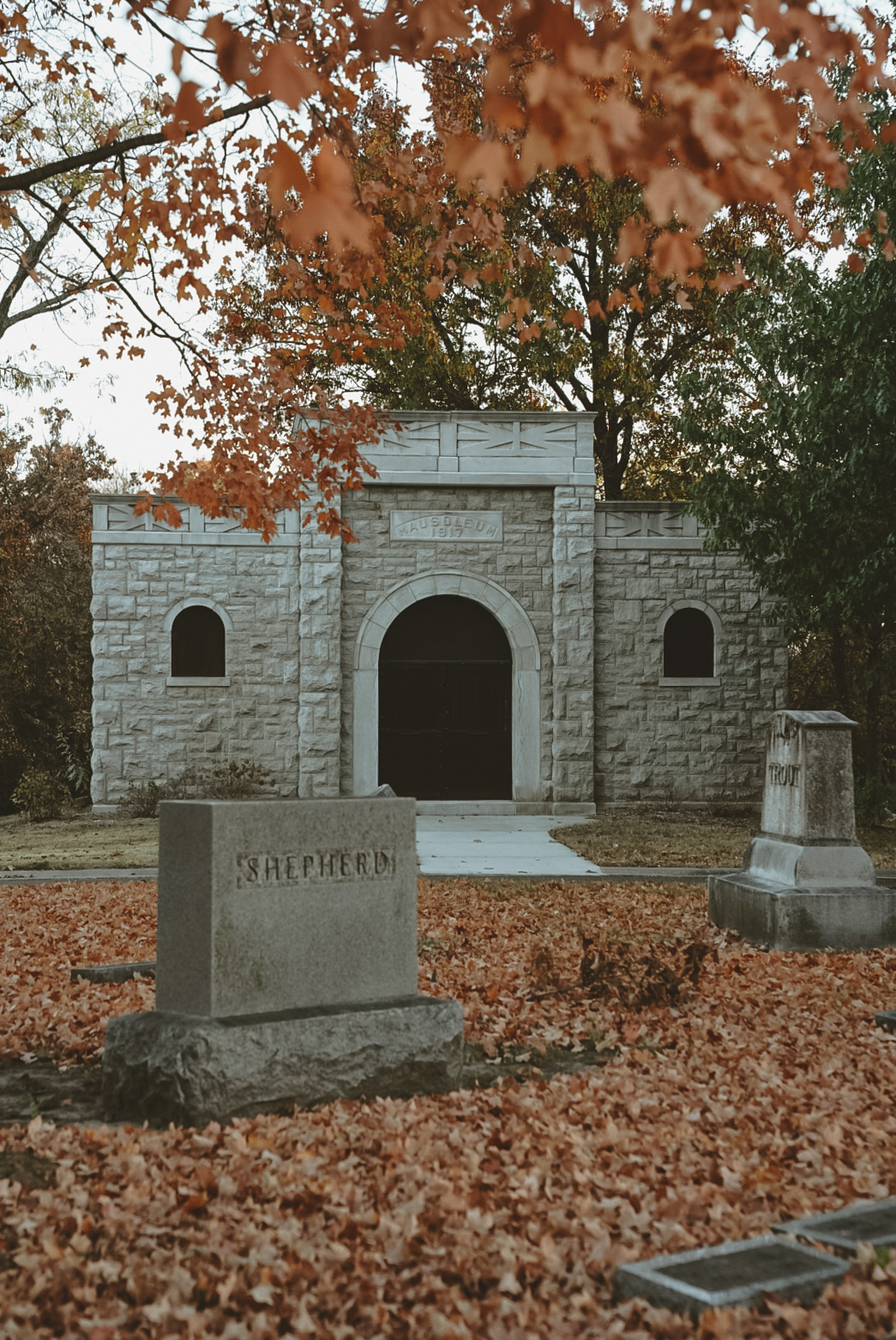 1917.3 Mausoleum, digital