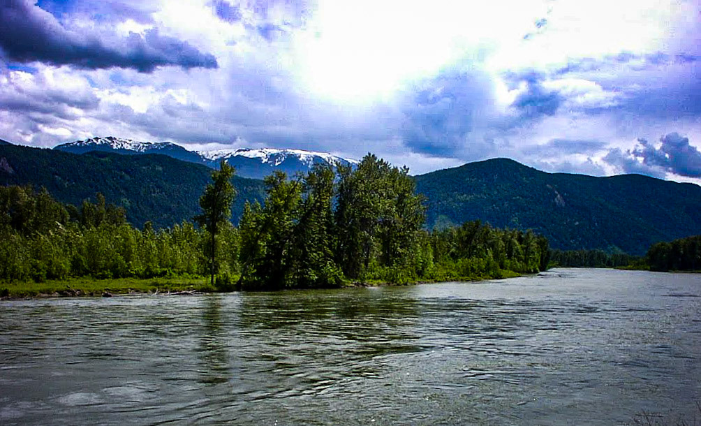 Kamloops近くのNorth Thompson River