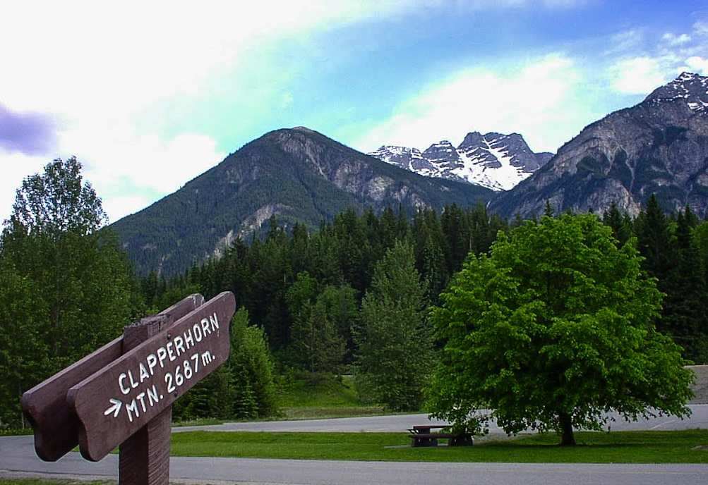 Mount Robson Visitor Centerから