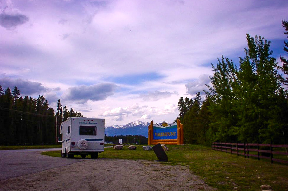 Valemount バルマウント 町の入口
