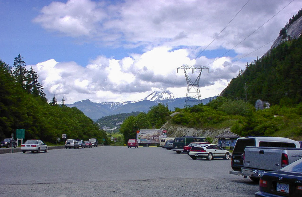 州立公園駐車場から