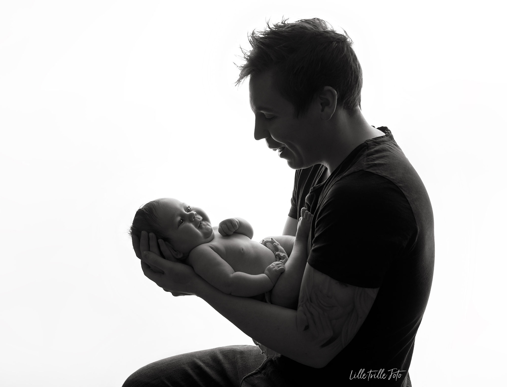 Fotograf Tromsø_gravid_baby_nyfødt