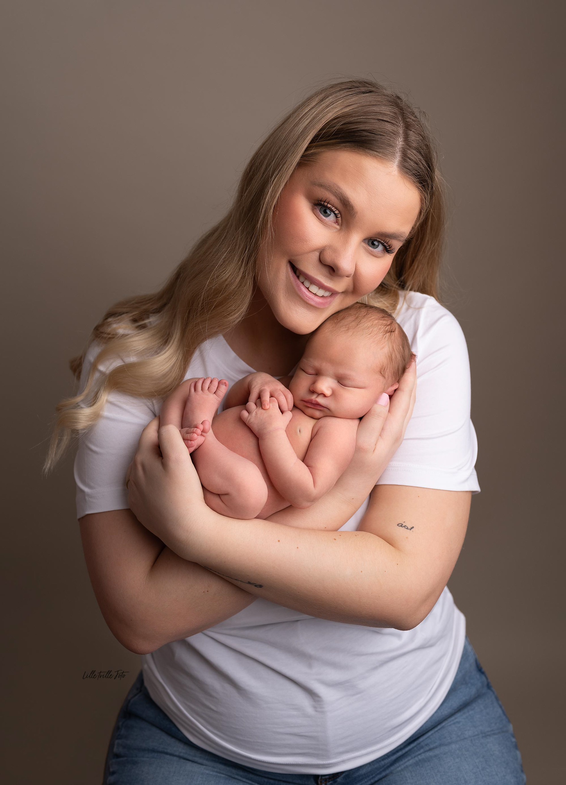 Fotograf Tromsø_nyfødt_baby_gravid