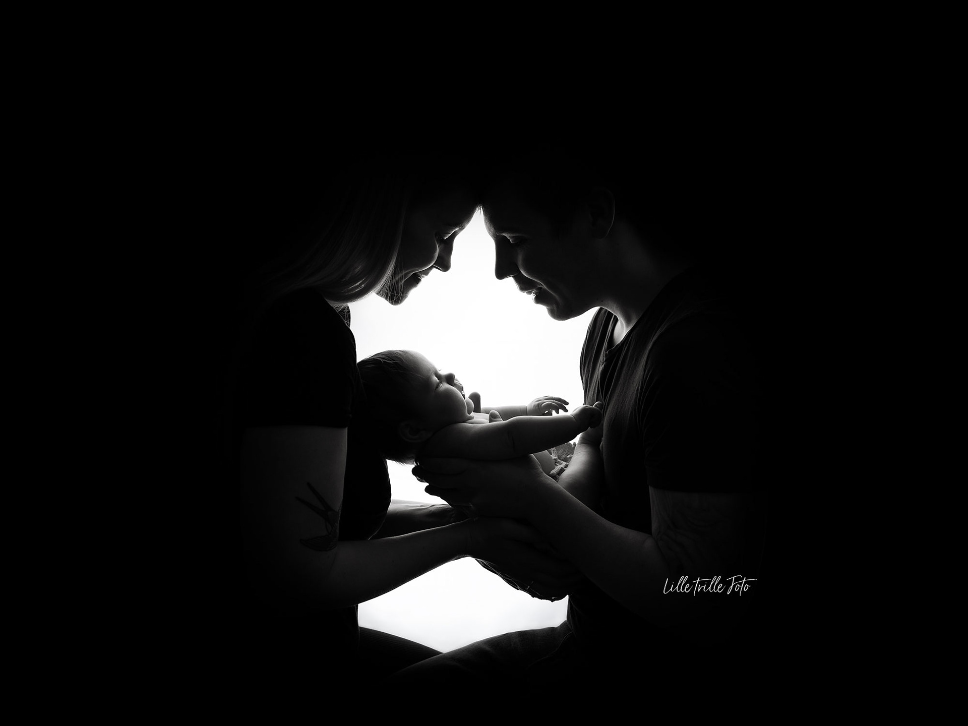 Fotograf Tromsø babyfotografering med foreldre