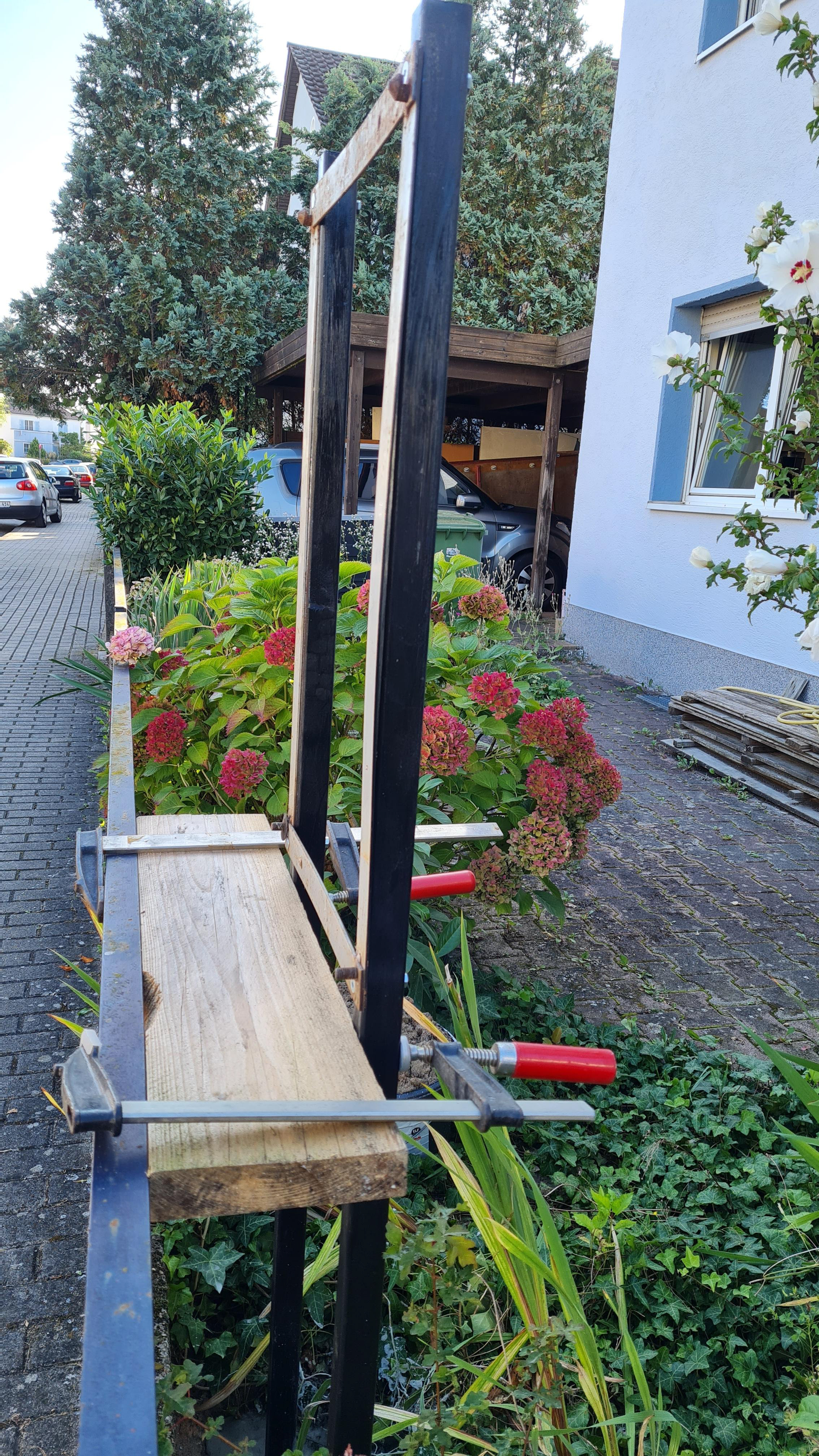 Gestell einbetoniert