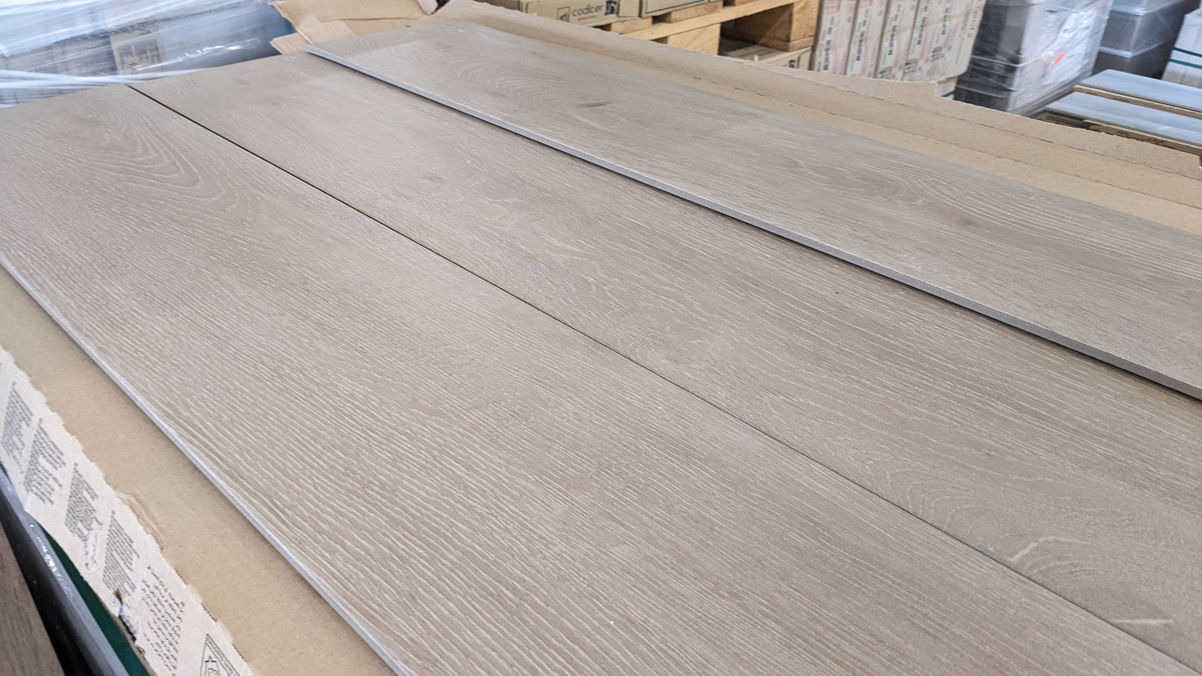 -10% sur cette gamme de carreaux 23x120cm