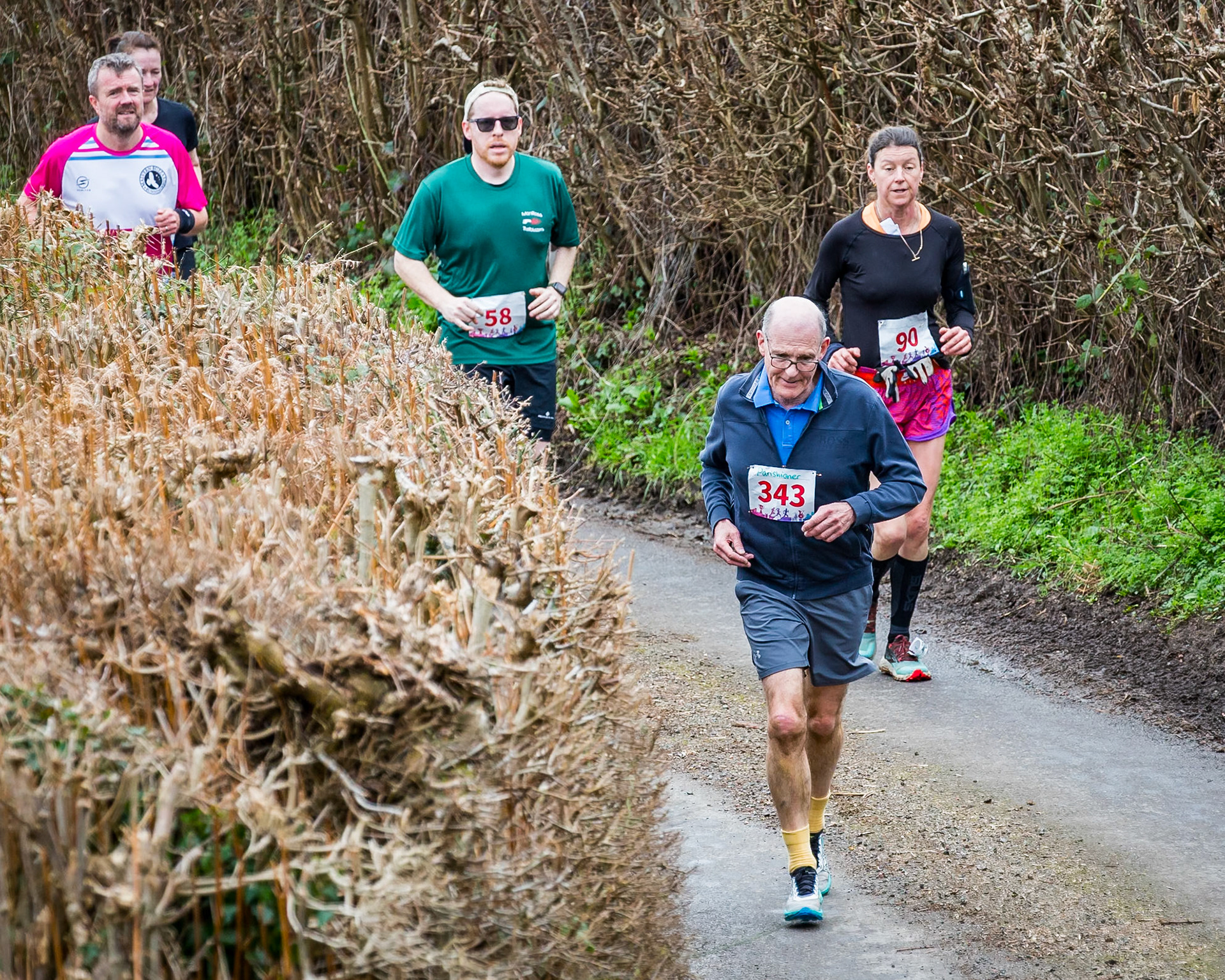 Bib 58, 90, 143, 343