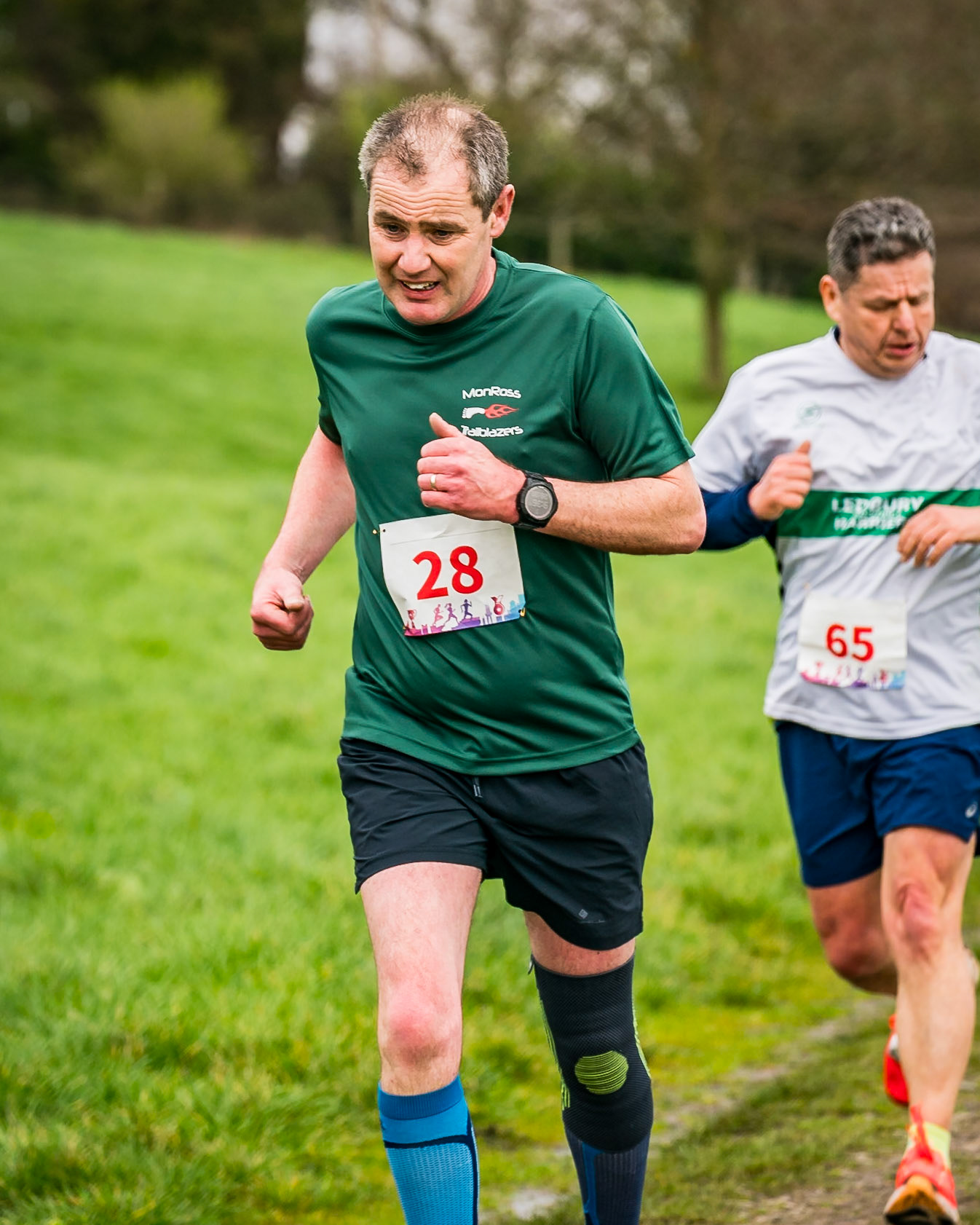 Bib 28, 65