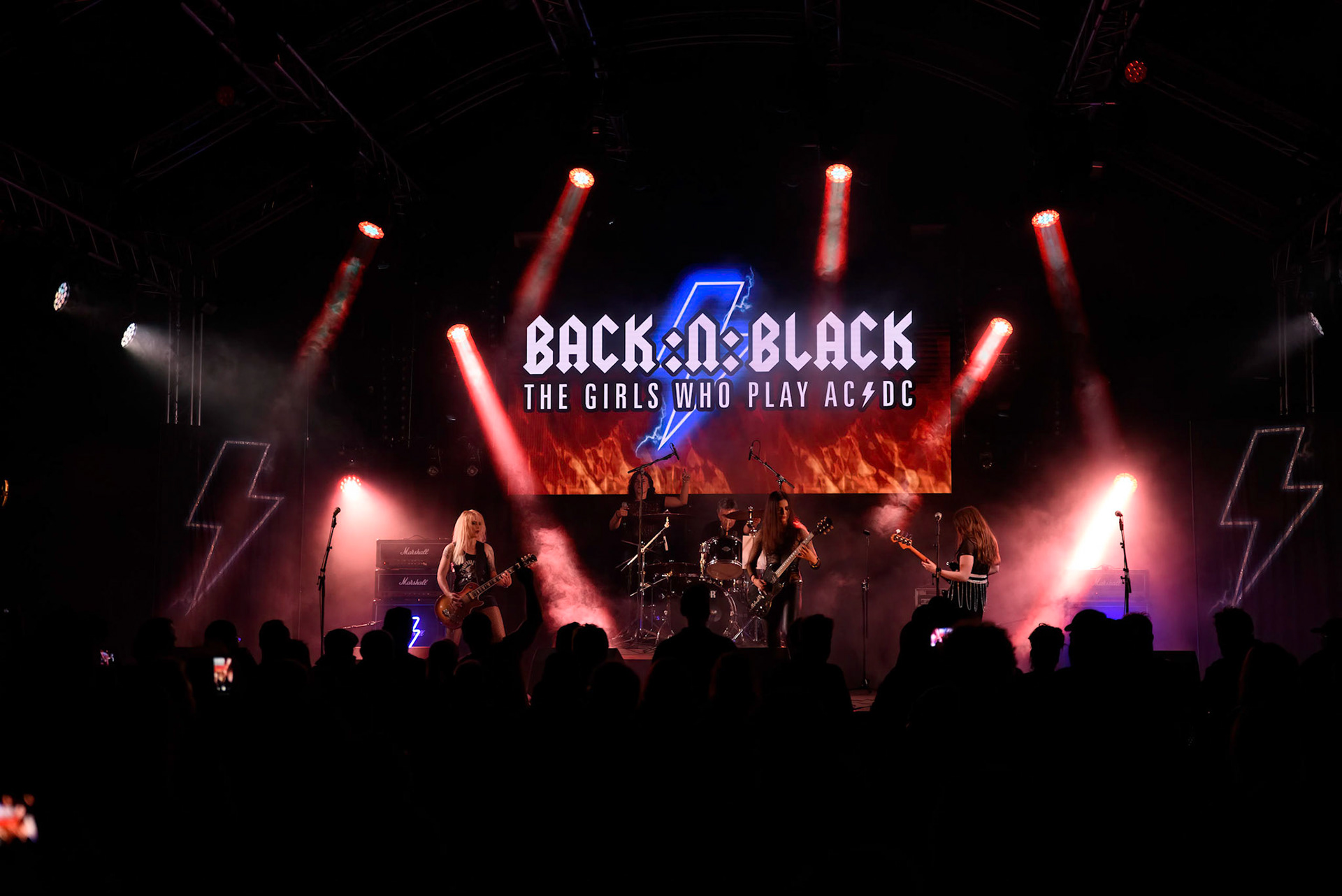 BACK:N:BLACK