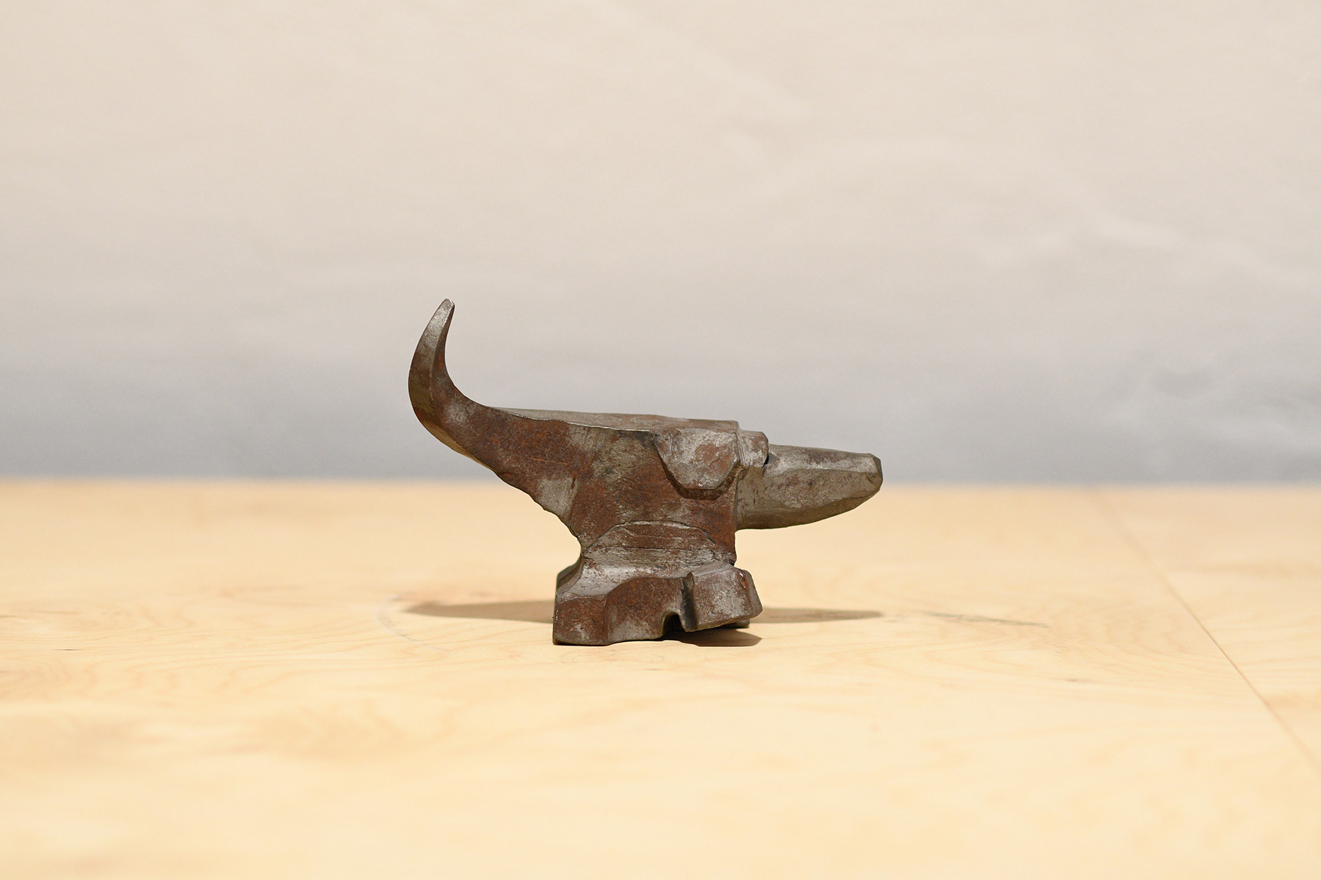 Ambosshund (Stahl) 2018
