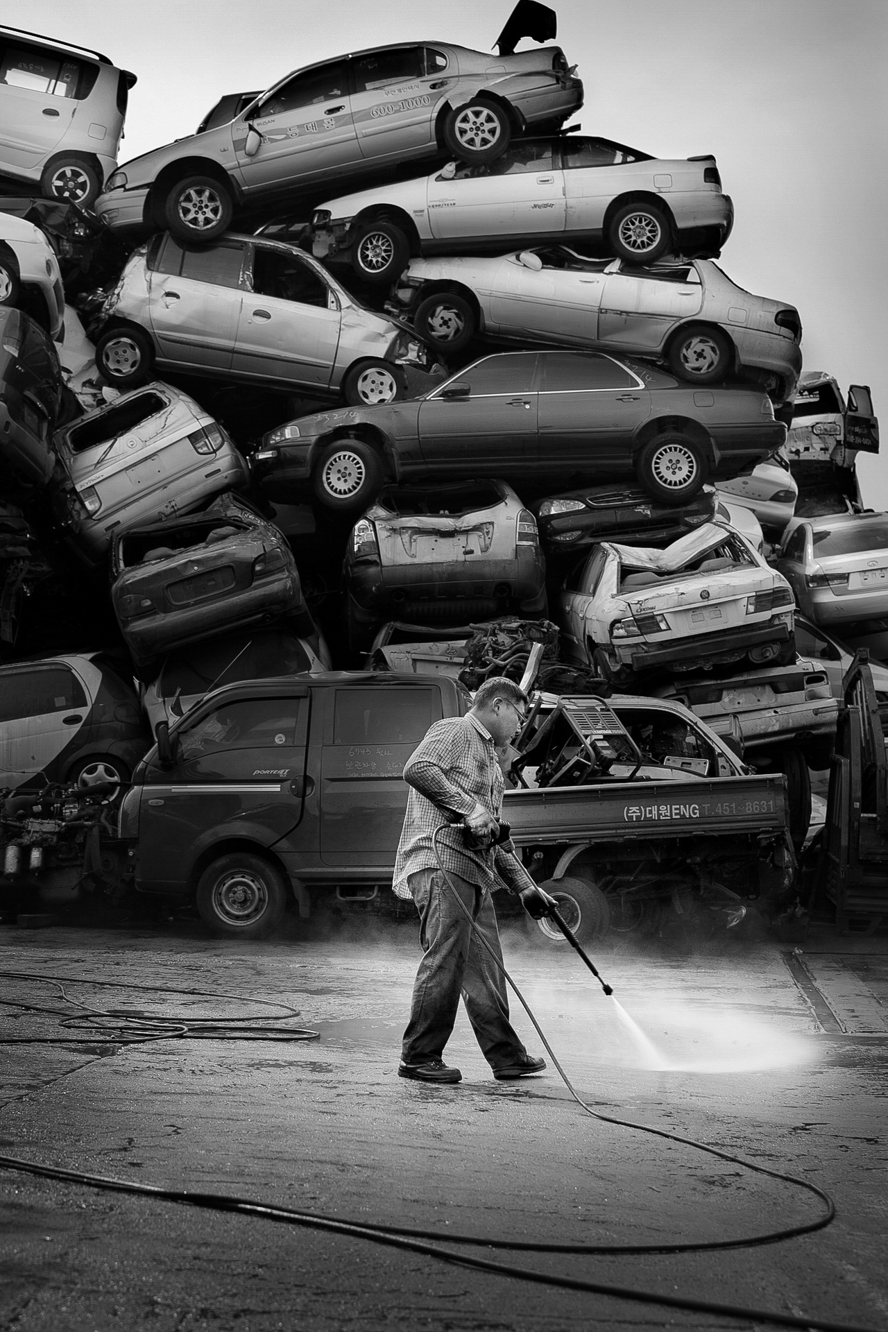 Wasting the earth, South Korea