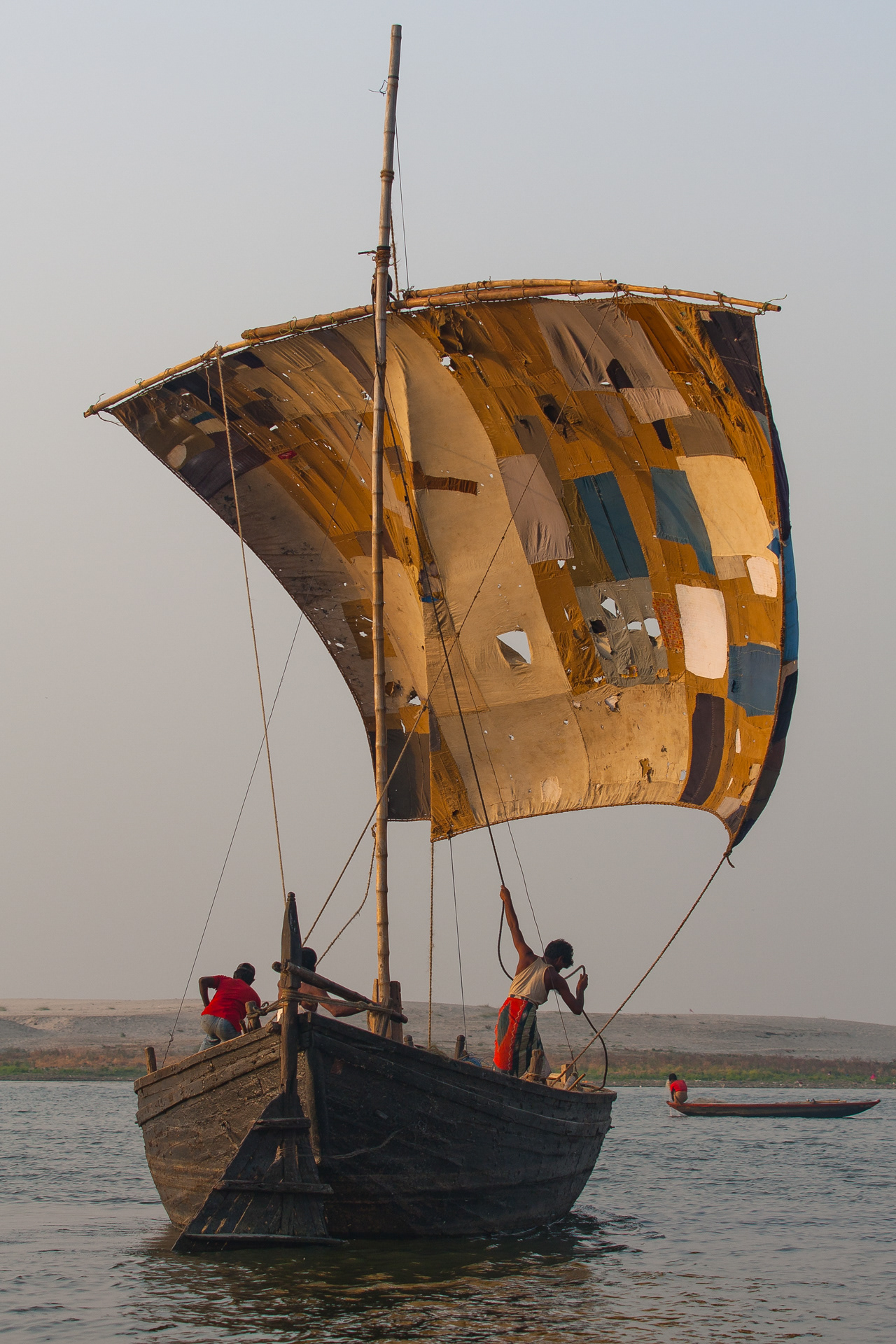 Navegando no Ganges, Índia