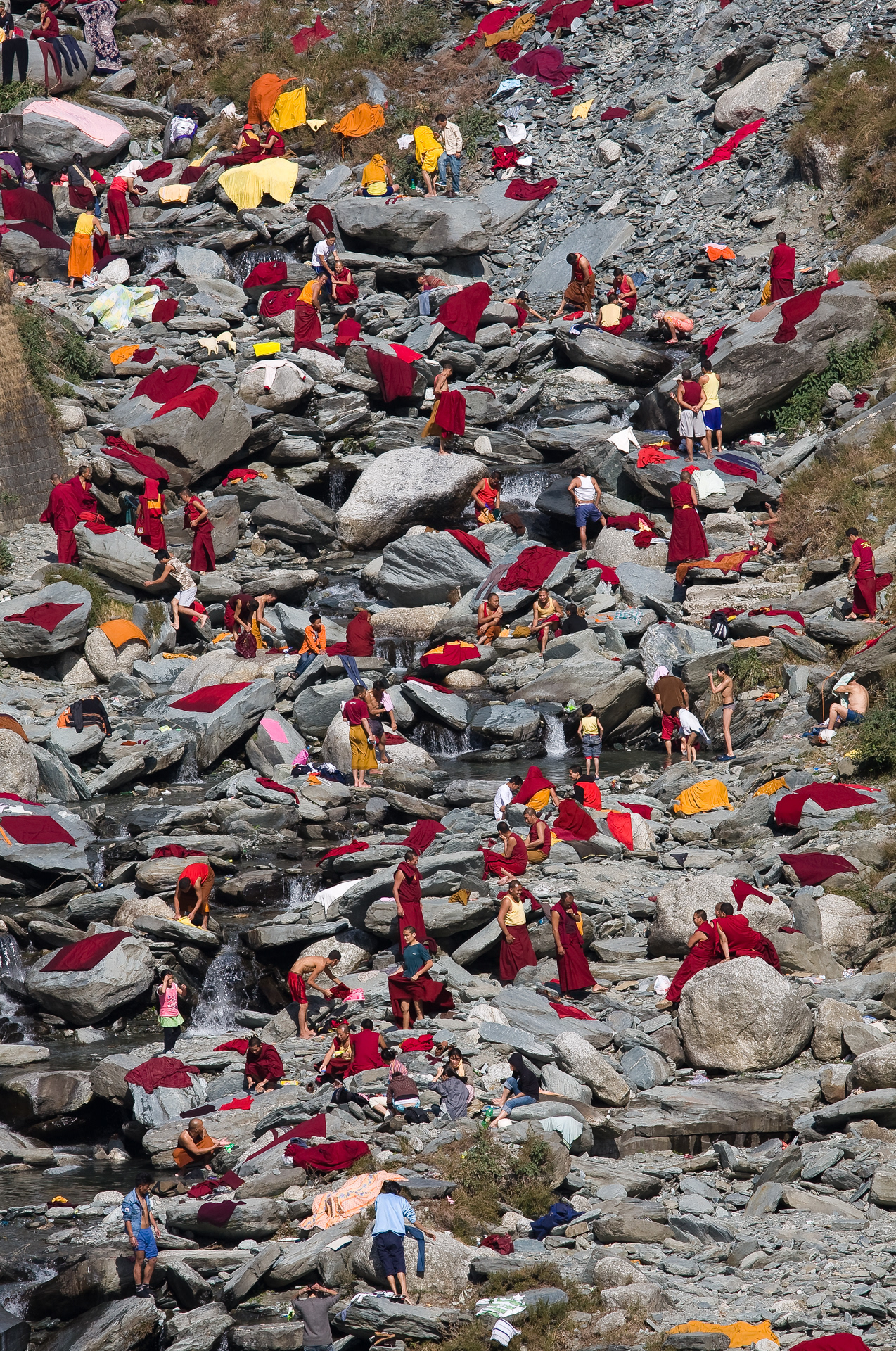 "Rio de monges", Himalaia (Prêmios National Geographic e Banff Centre)