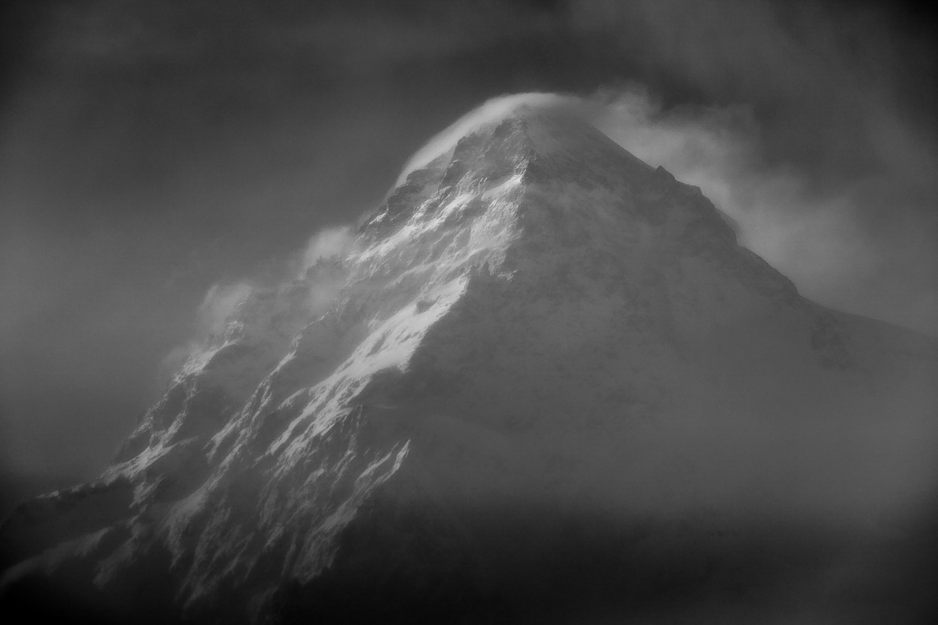 Monte K2, Paquistão