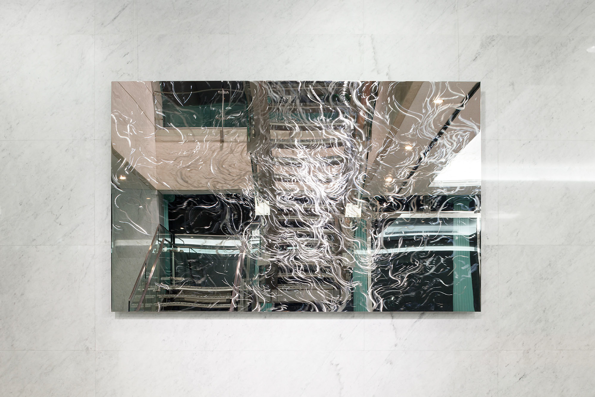 Title: Still river -parting of the ways-, Year: 2016, Material:stainless steel, Size: 153×245.5cm, Photo by Shinya KIgure