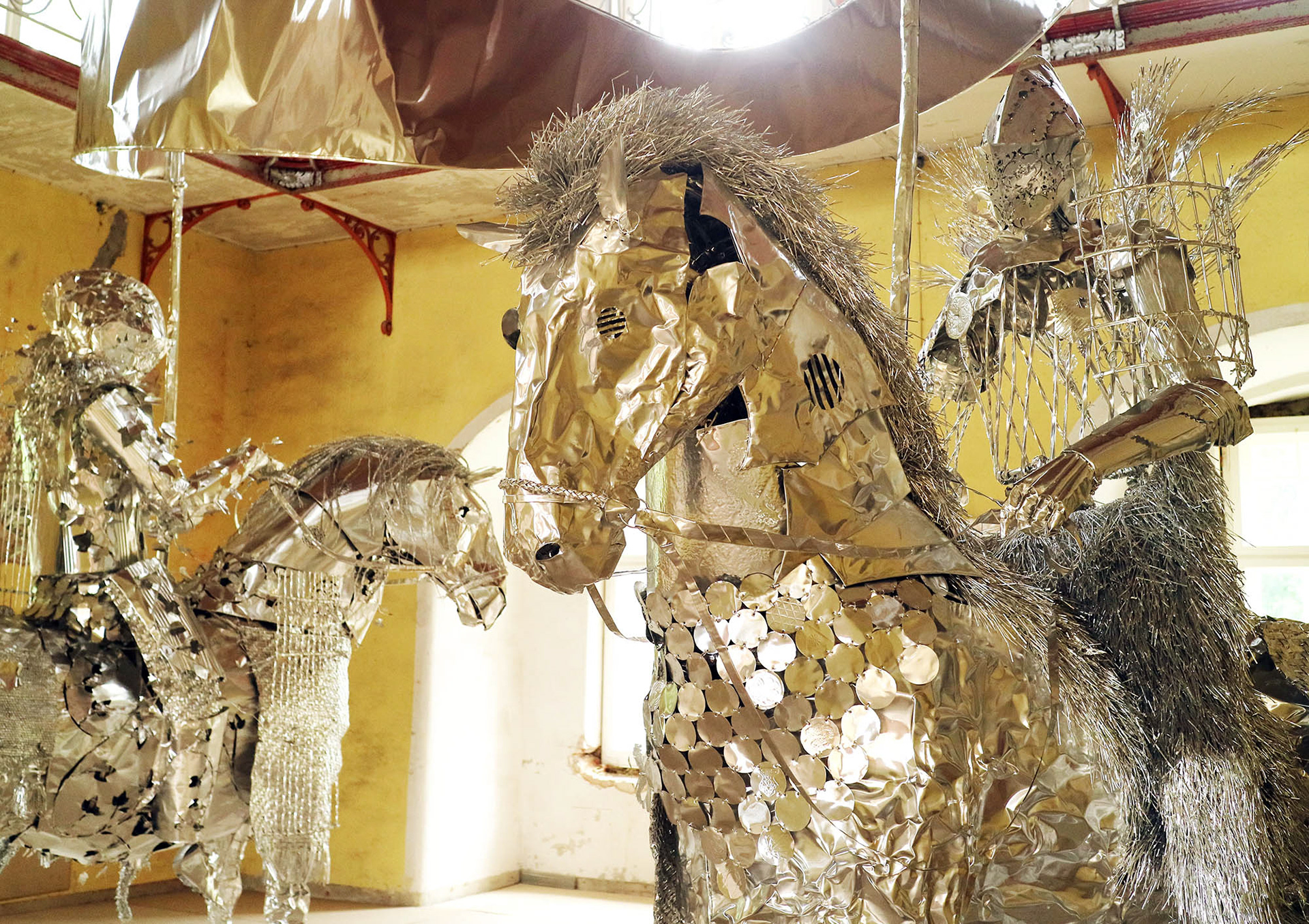 Right- Title: Anonymous relatives -stripe- Year : 2013 Material : Aluminum foil 0.2mm 0.02mm Size": 280 x 120 x 330(h) cm