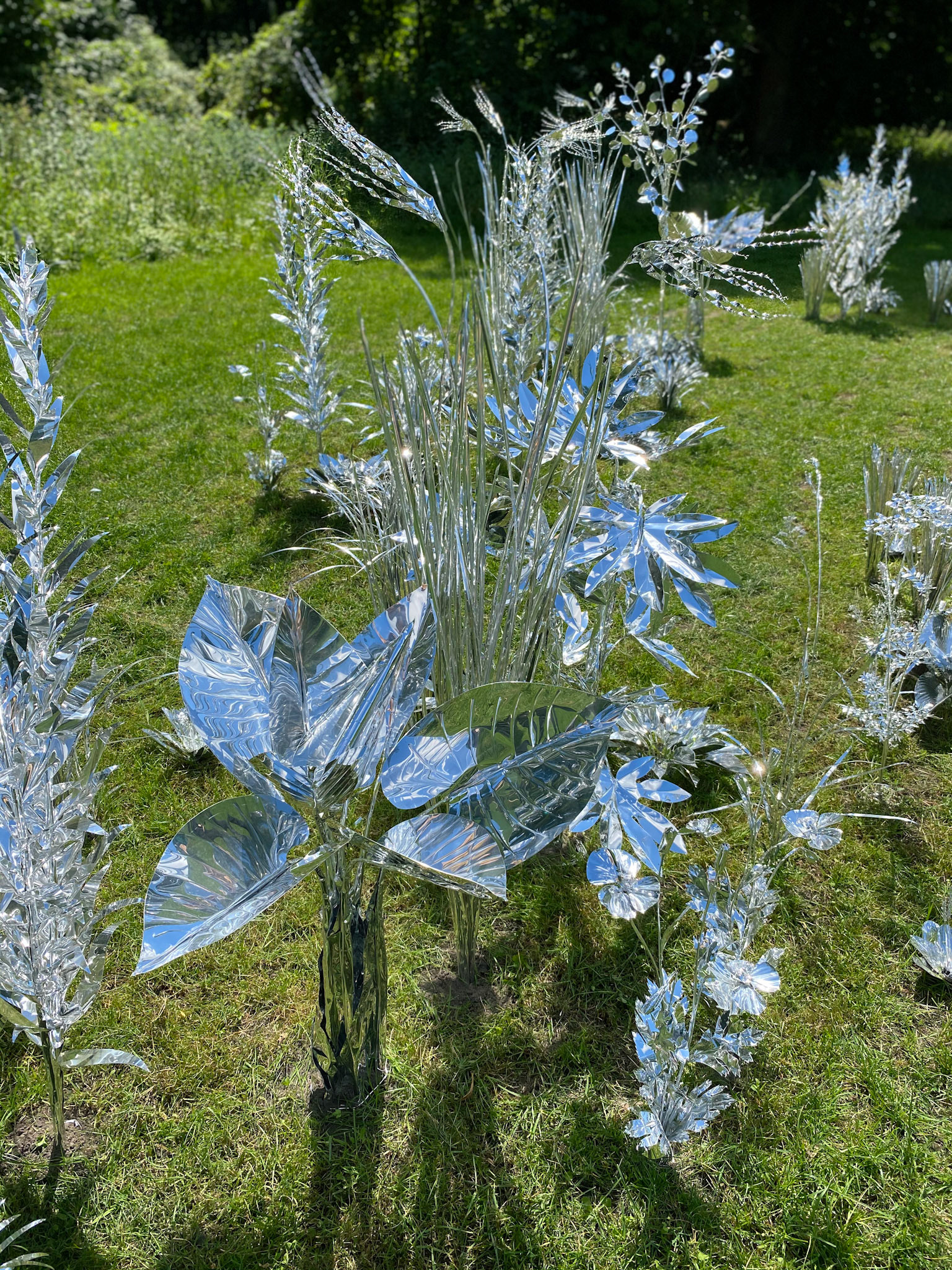 Title: The aluminum garden -structural studies of plants- mirror surface, Year:2020, Material: Aluminium Foil 0.2mm, Photo by S