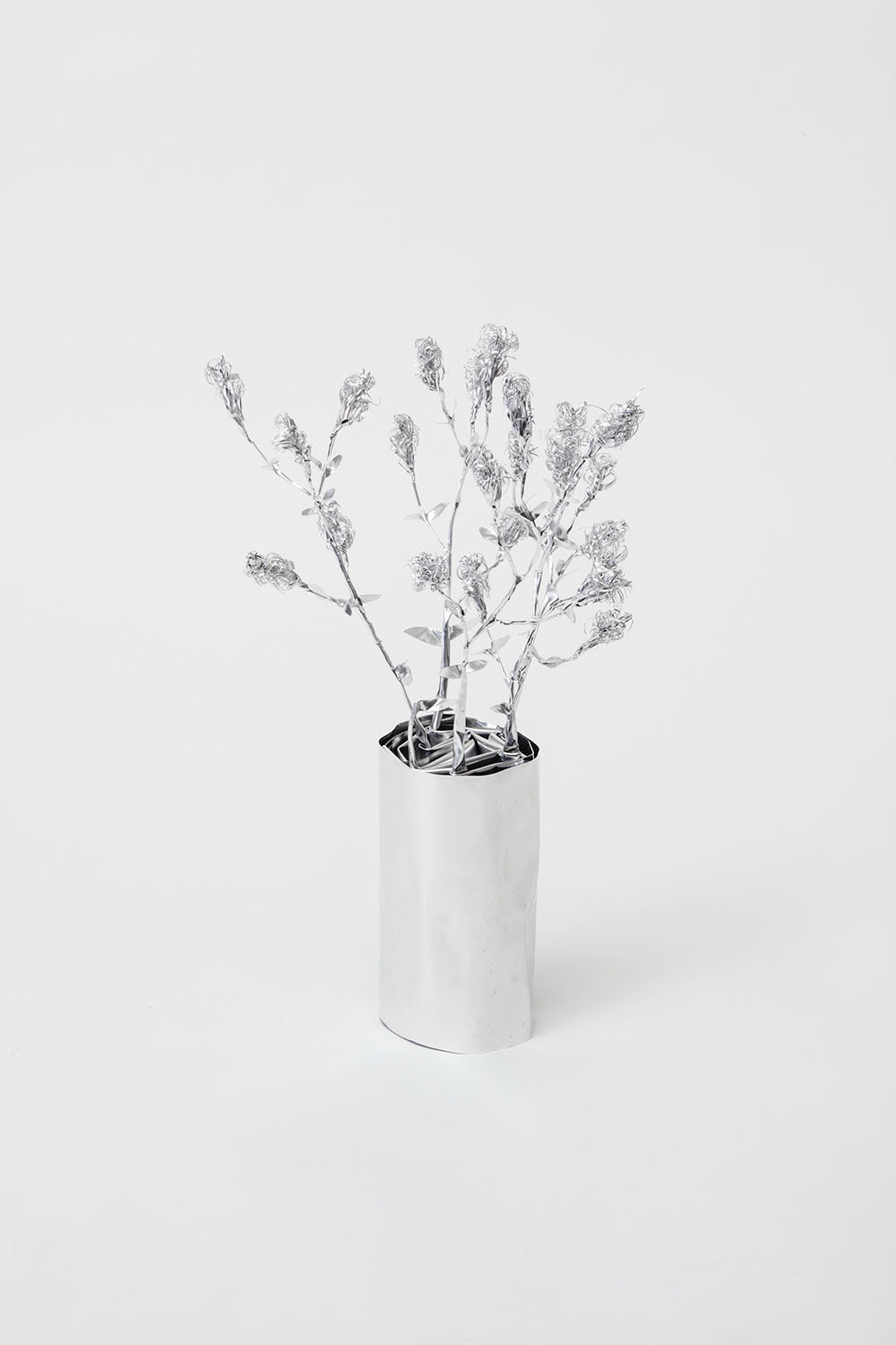 TITLE: The Aluminium Garden -Structural Studies of Plant- Bunny Tail MATERIAL: Aluminium foil 0.2mm ◻️600EUR(+TAX) Size: 35x25x25cm