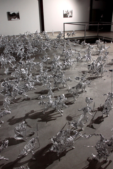 Title: The indignant Year:2009, Material:Kitchen Aluminum foil