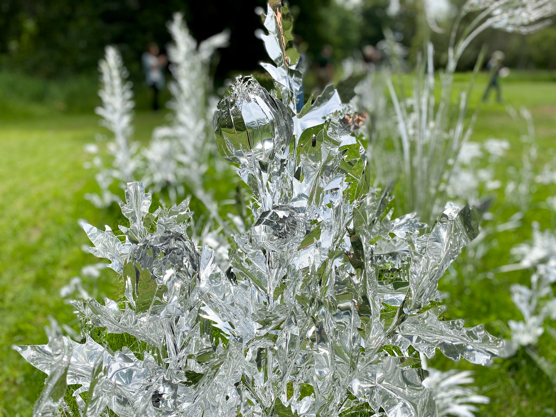Title: The aluminum garden -structural studies of plants- mirror surface, Year:2020, Material: Aluminium Foil 0.2mm, Photo by S