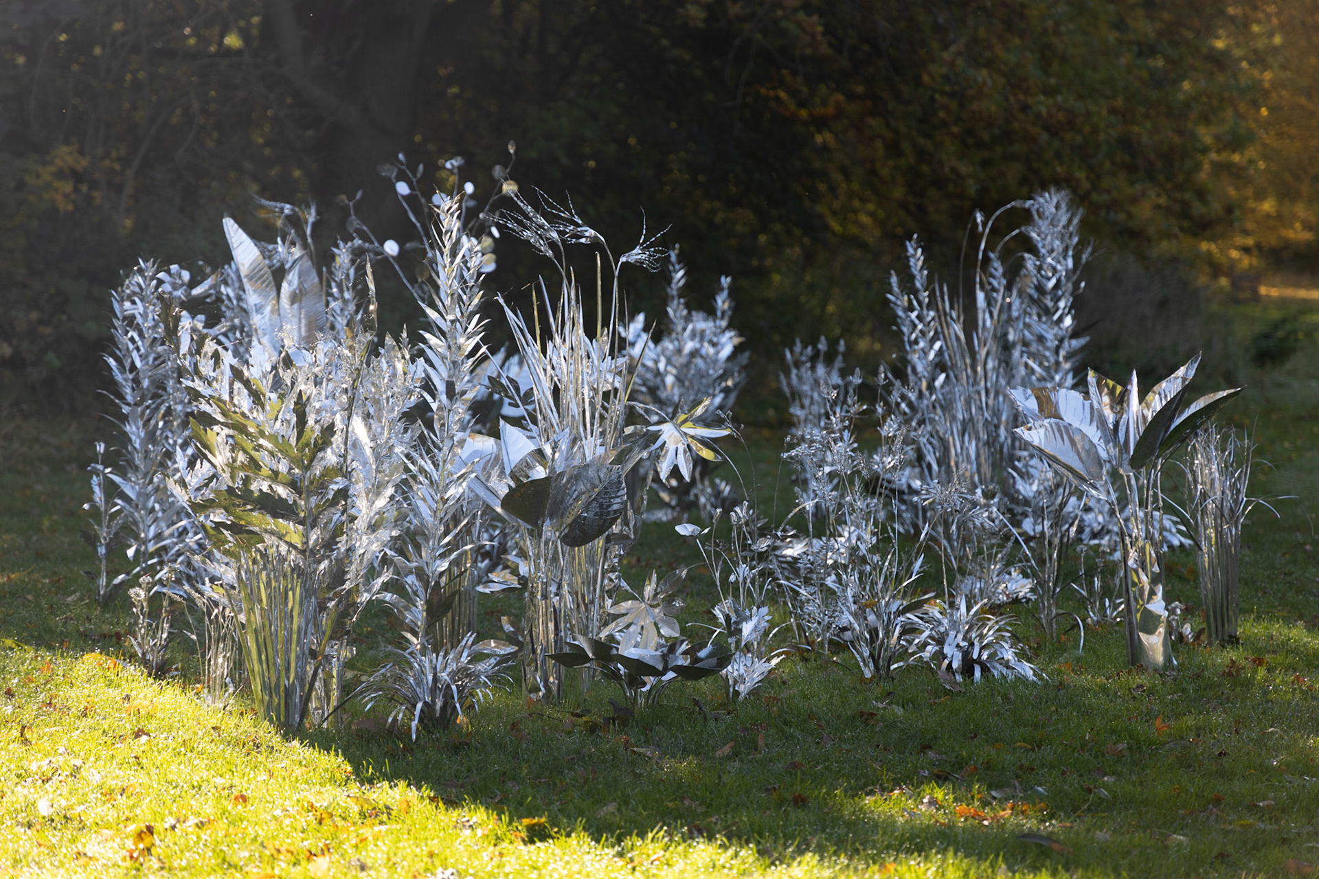 Title: The aluminum garden -structural studies of plants- mirror surface, Year:2021, Material: Aluminium Foil 0.2mm, Photo by S