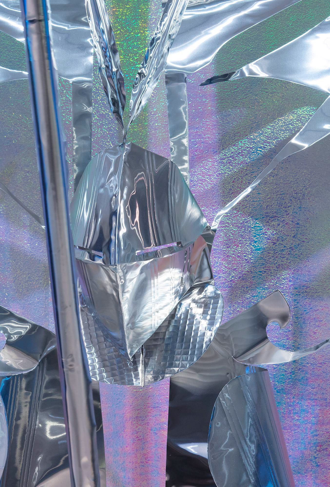 Title: Floppy gatekeeper#2 Material: Aluminium foil Year:2017